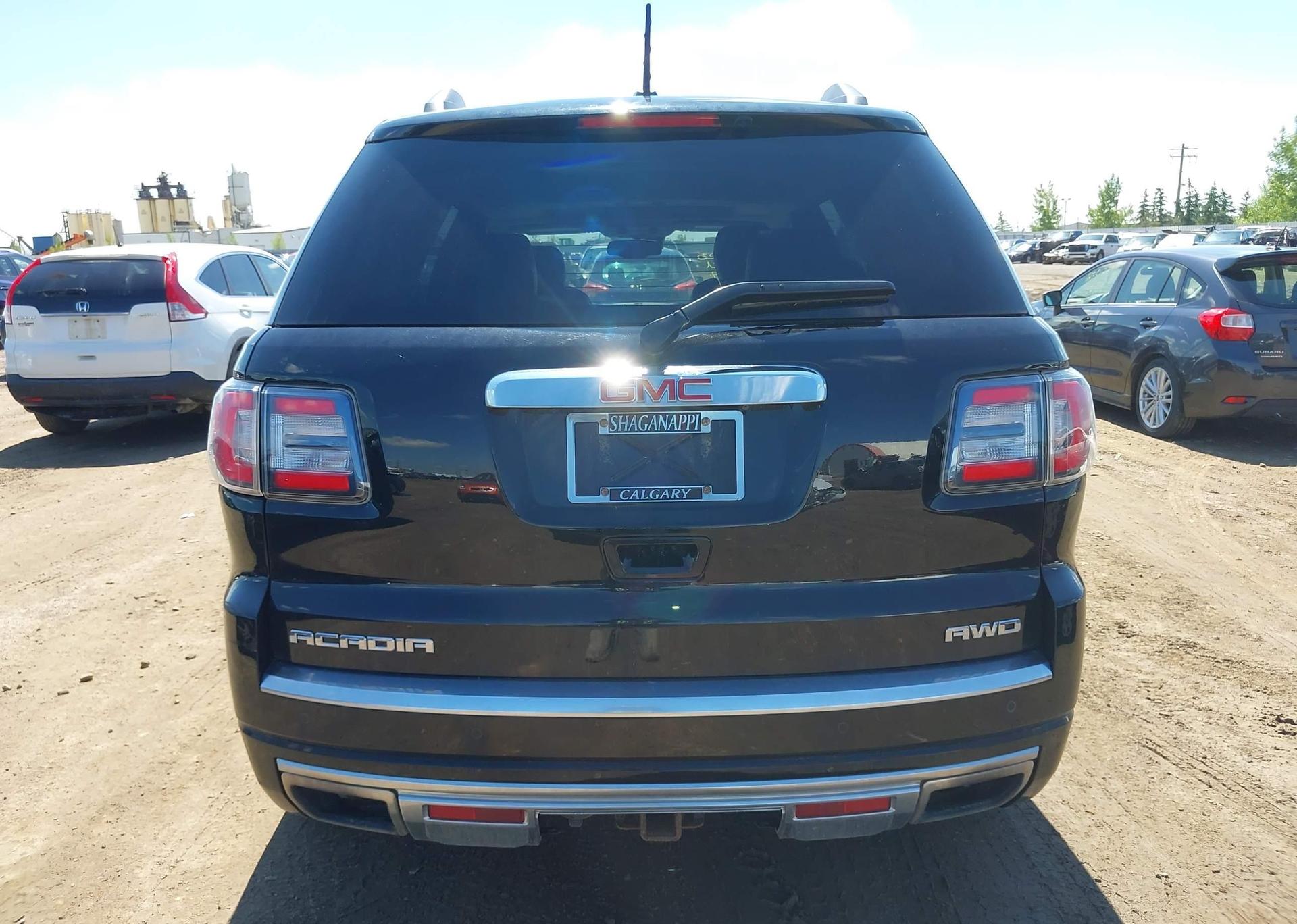 2016 GMC ACADIA DENALI