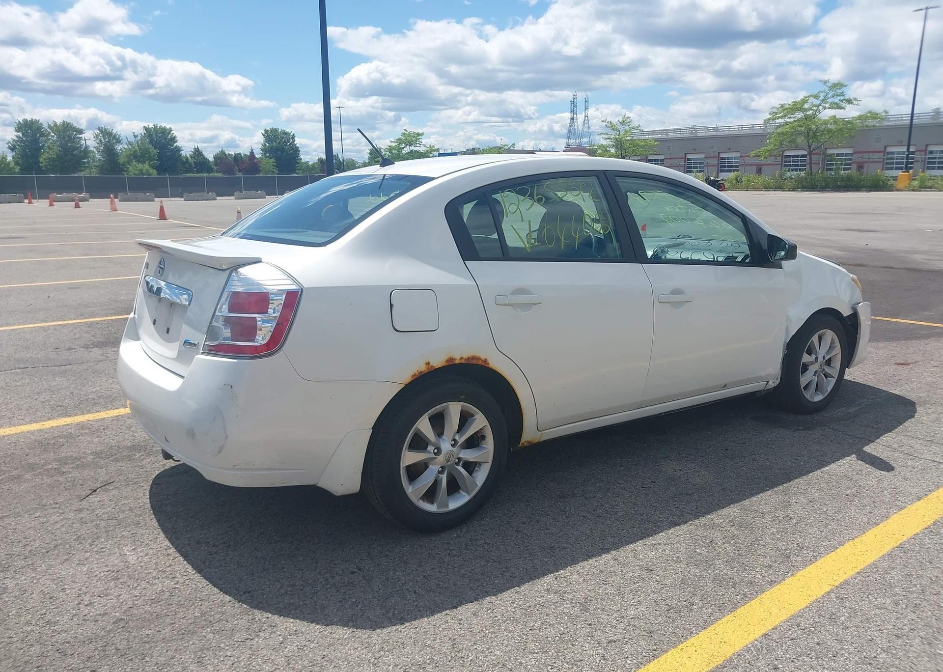 2011 NISSAN SENTRA 2.0