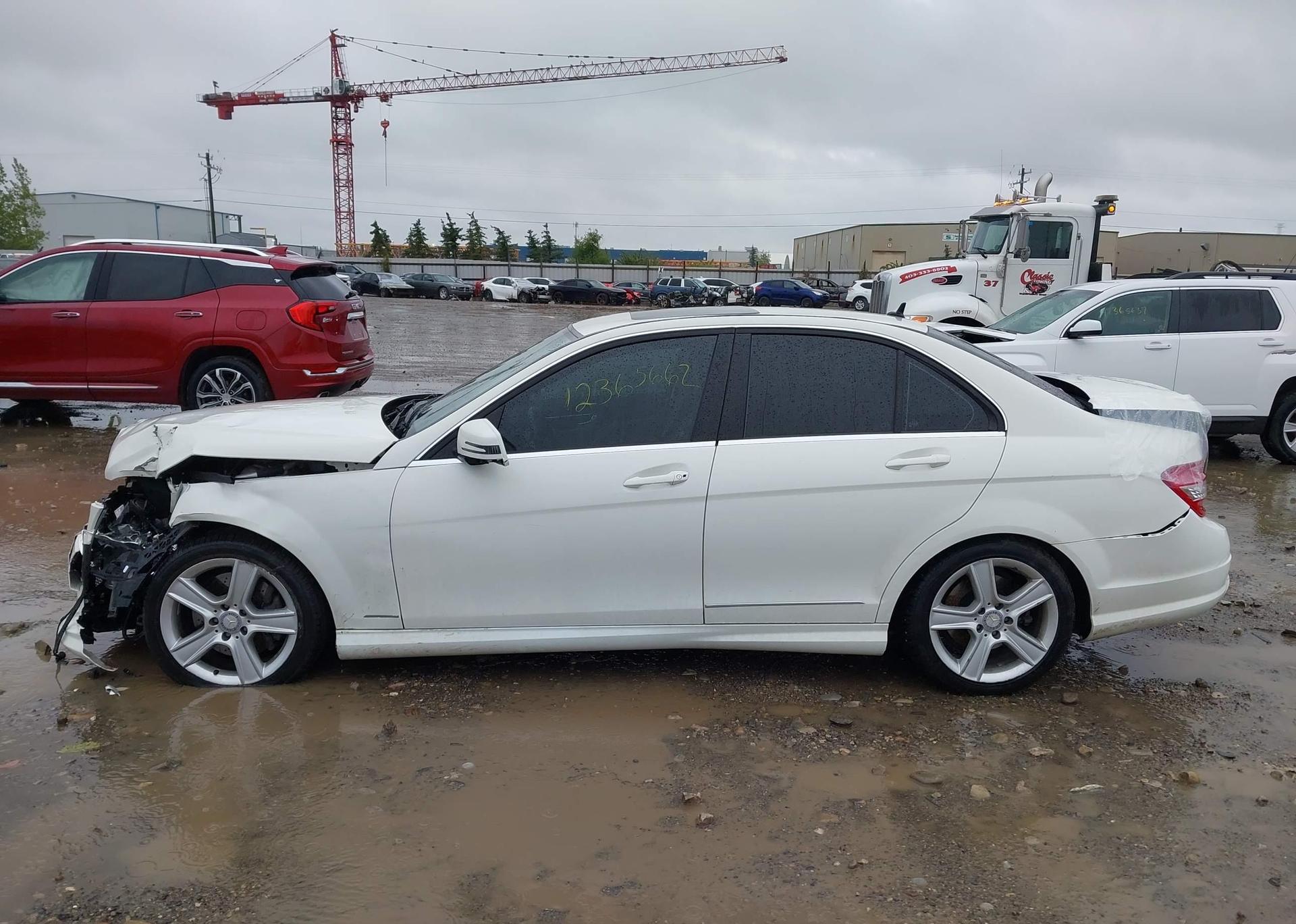 2011 MERCEDES-BENZ C 300 4MATIC