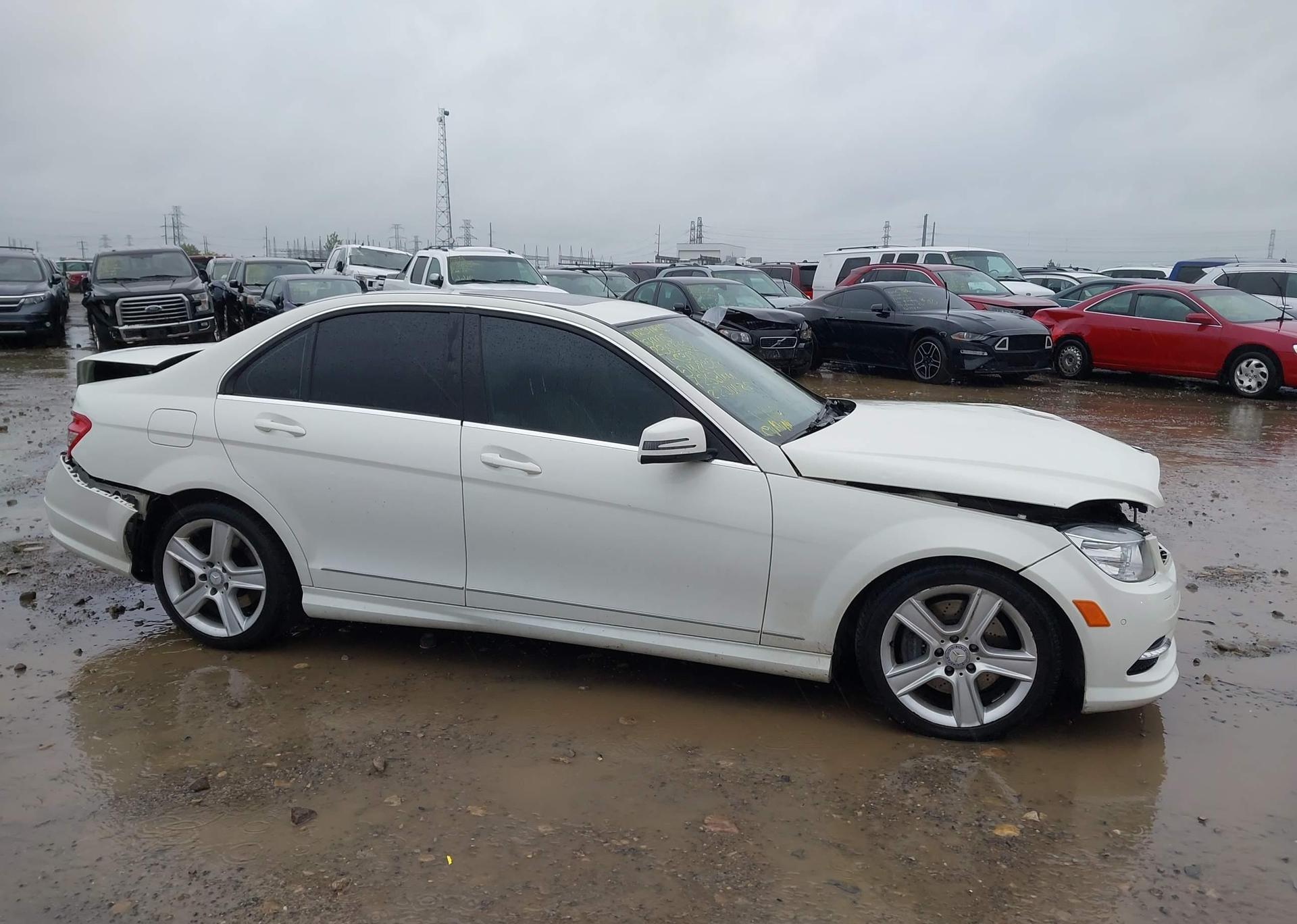 2011 MERCEDES-BENZ C 300 4MATIC