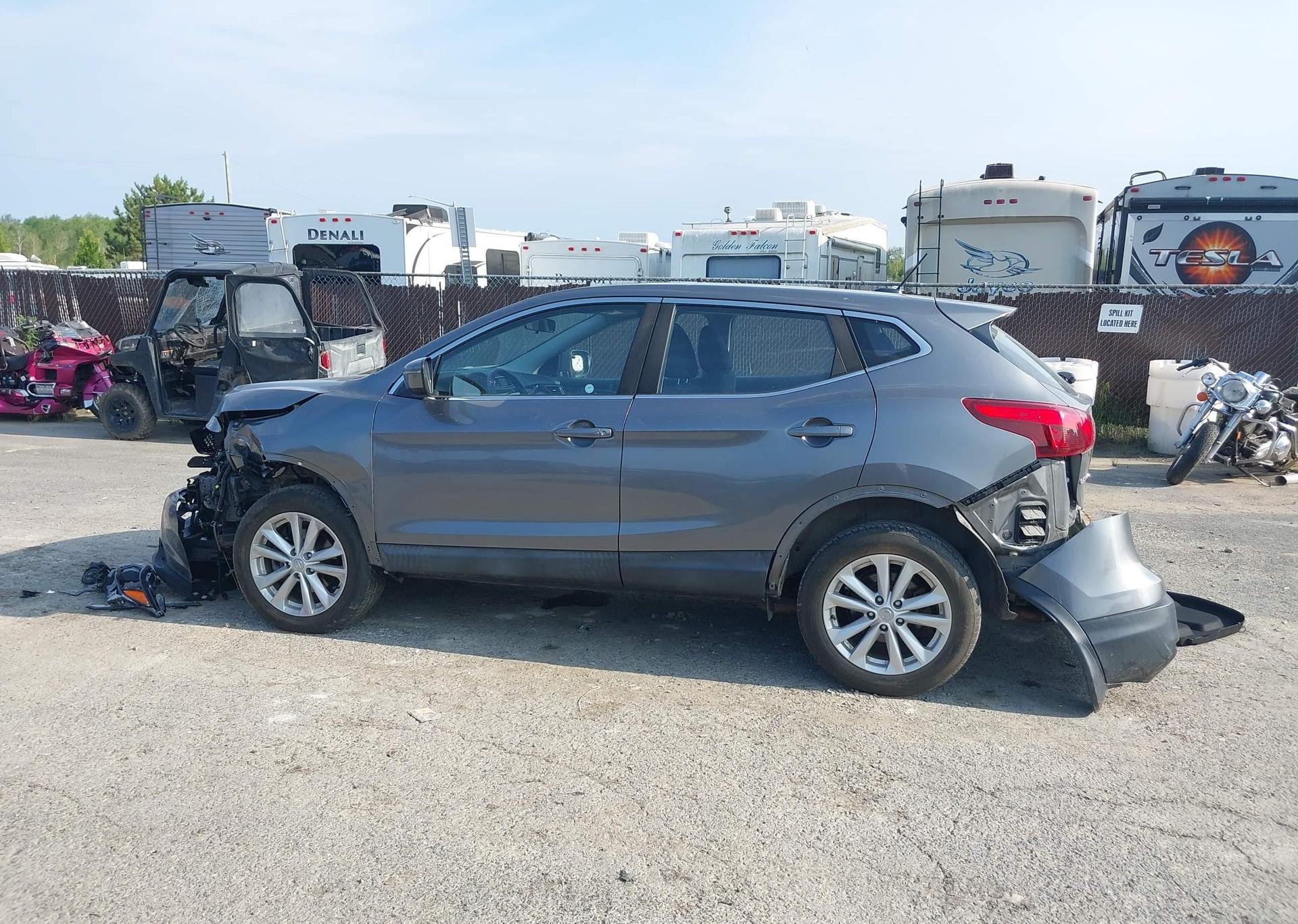 2017 NISSAN QASHQAI S