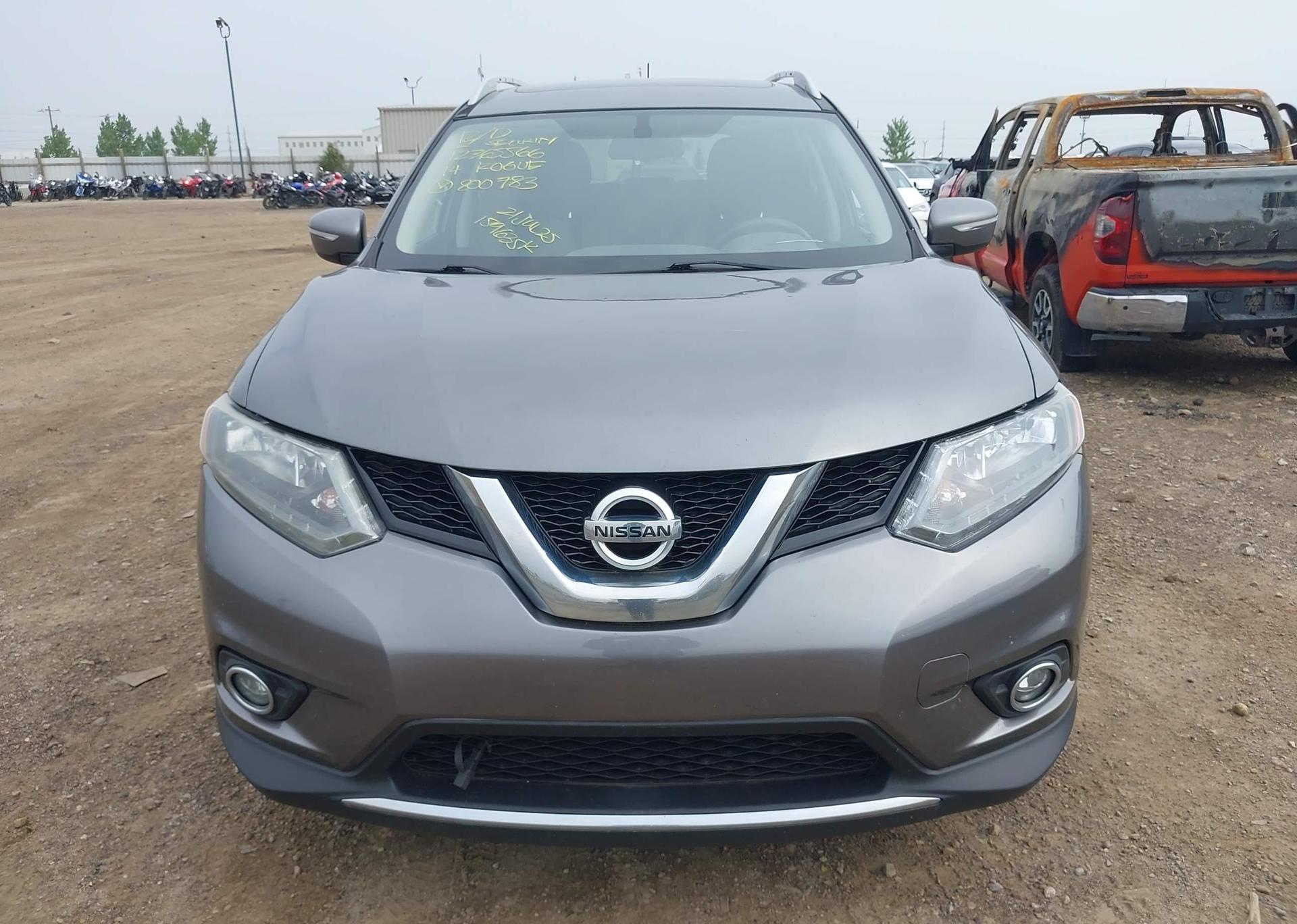 2014 NISSAN ROGUE S