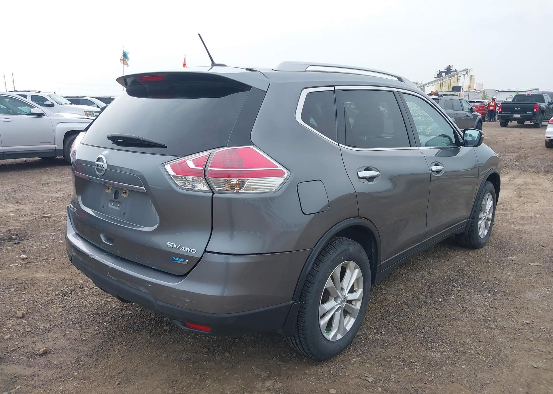 2014 NISSAN ROGUE S