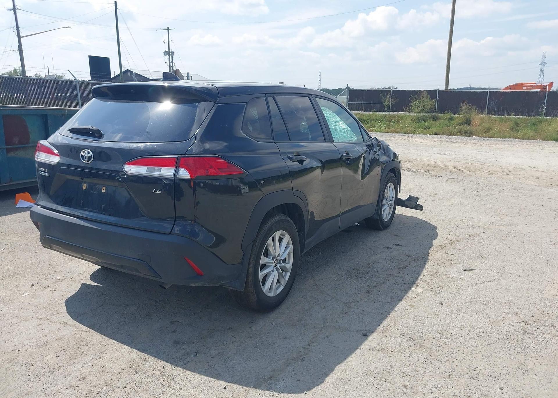 2023 TOYOTA COROLLA CROSS LE