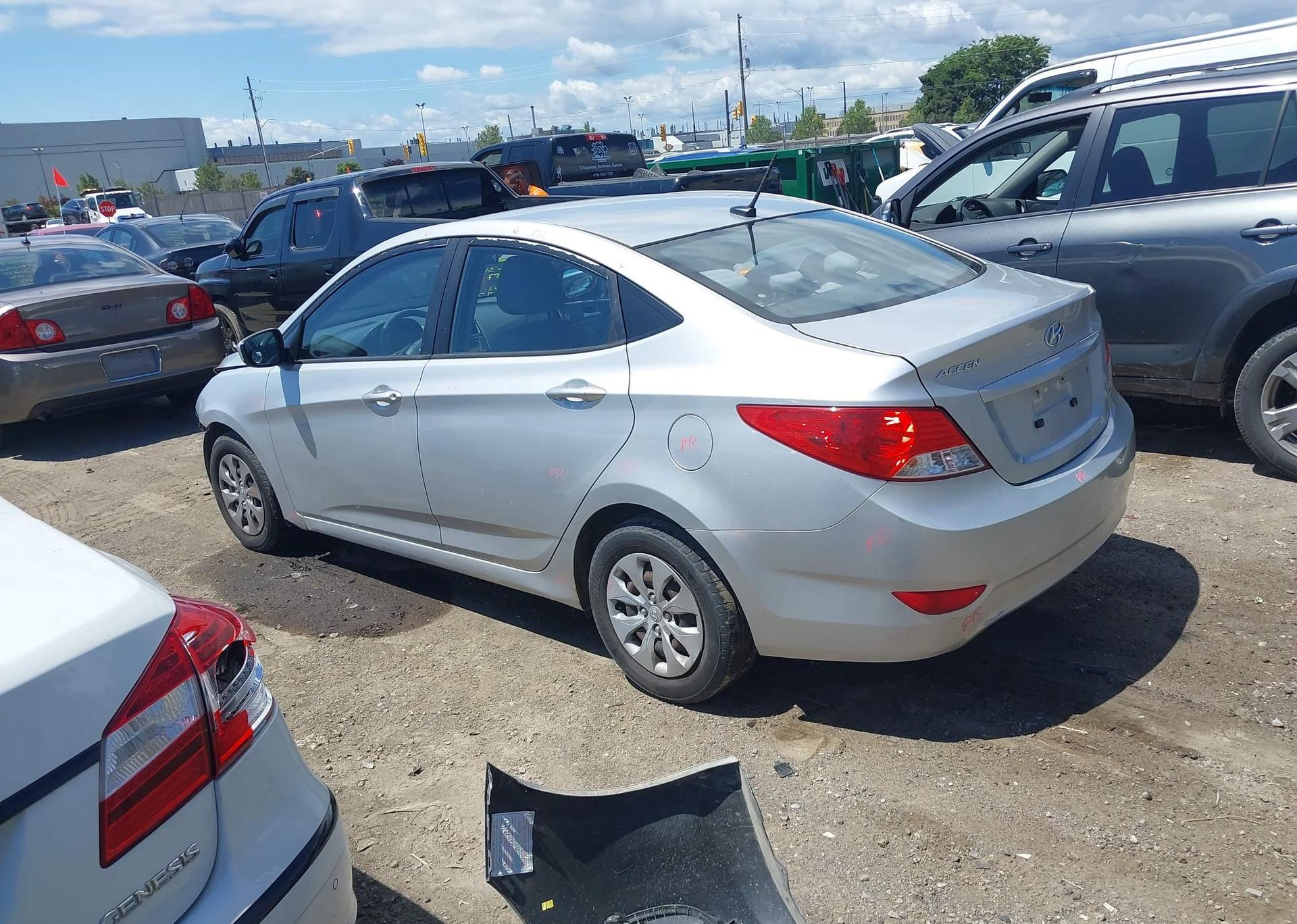 2013 HYUNDAI ACCENT GL