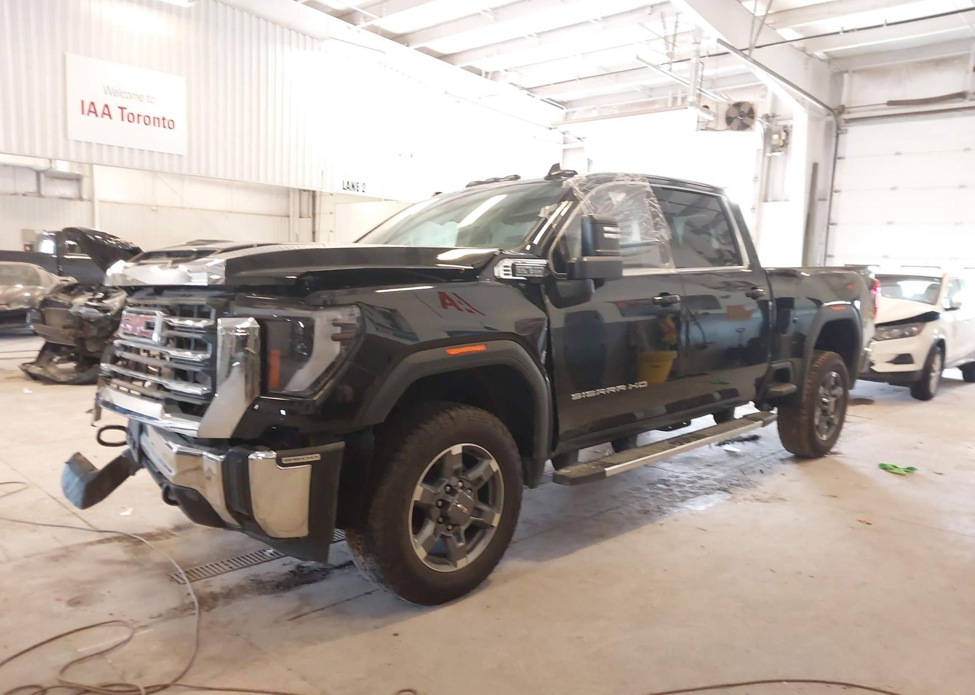 2025 GMC SIERRA K2500 SLE