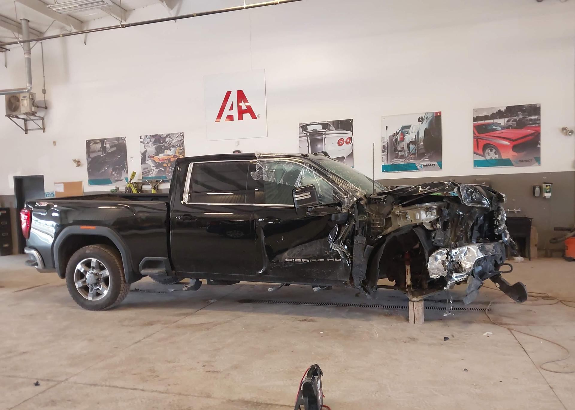 2025 GMC SIERRA K2500 SLE
