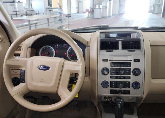 2010 FORD ESCAPE XLT