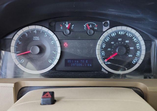 2010 FORD ESCAPE XLT