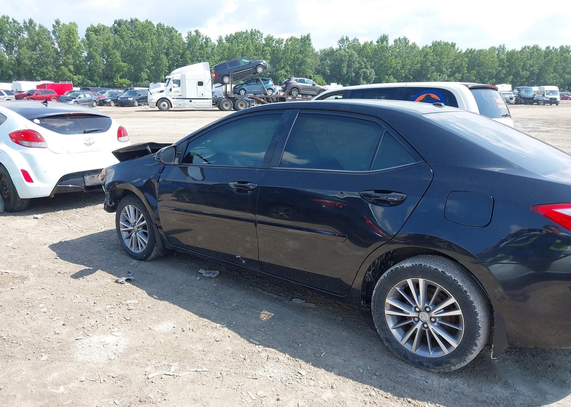 2014 TOYOTA COROLLA LE