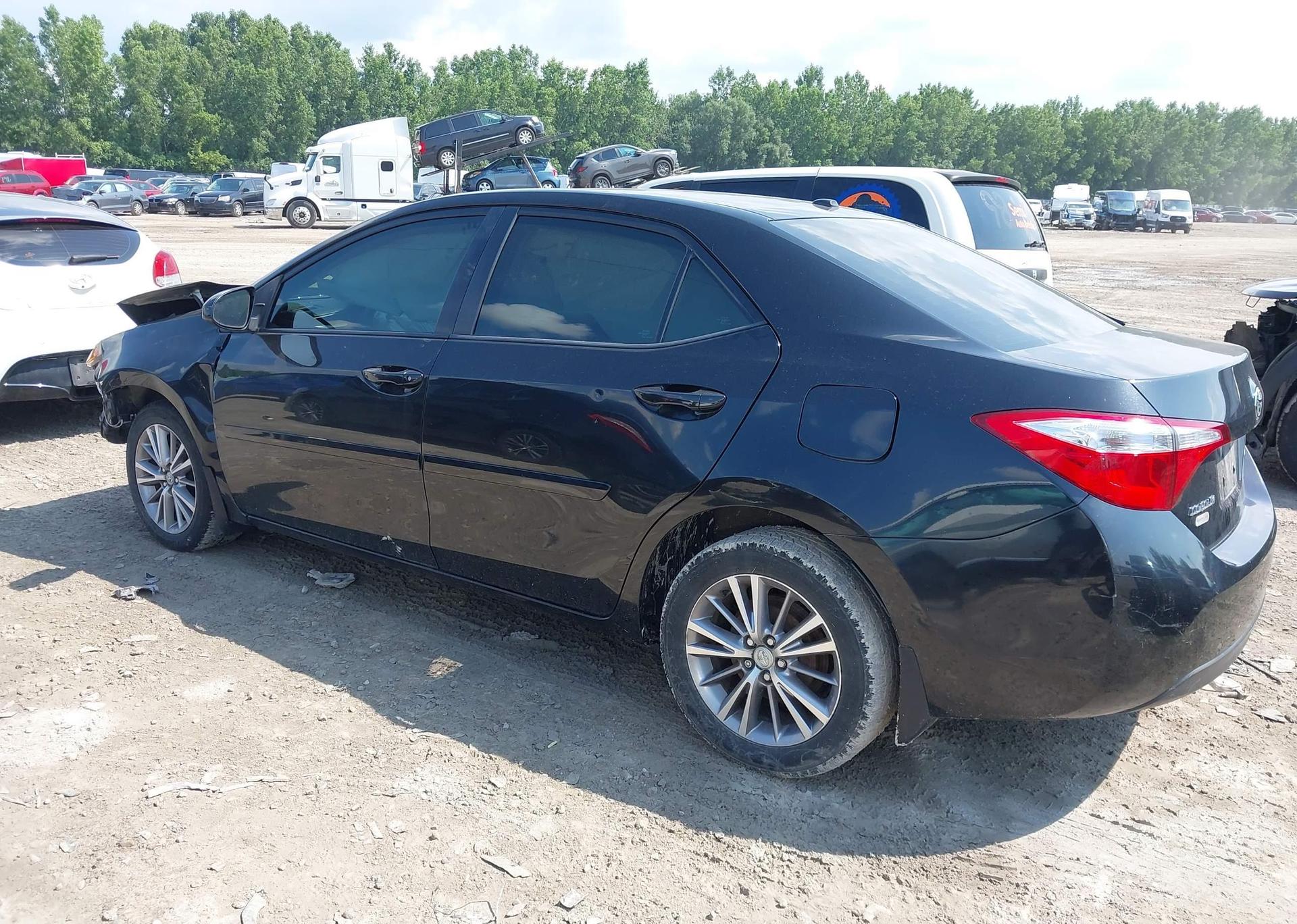 2014 TOYOTA COROLLA LE