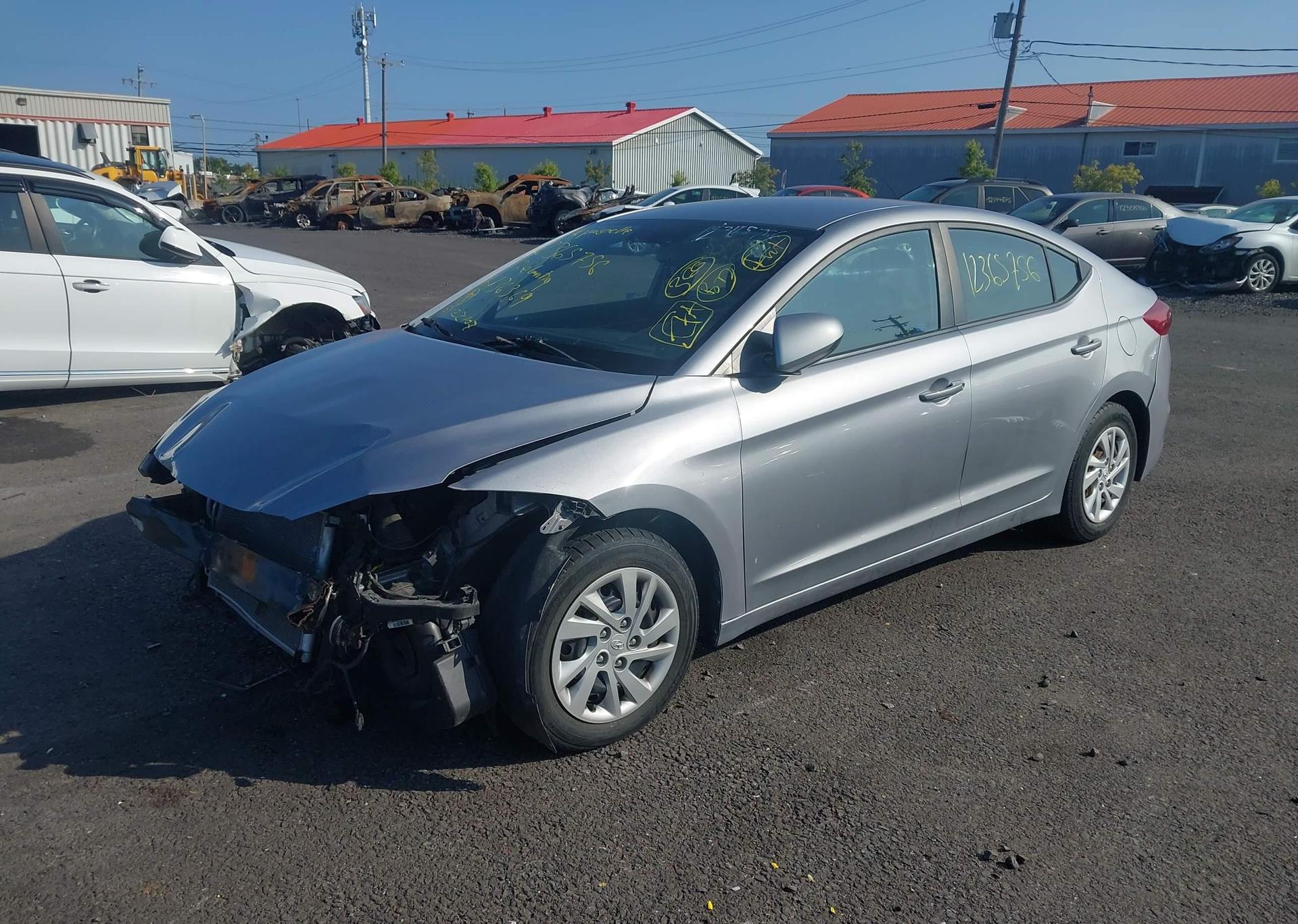 2017 HYUNDAI elantra se
