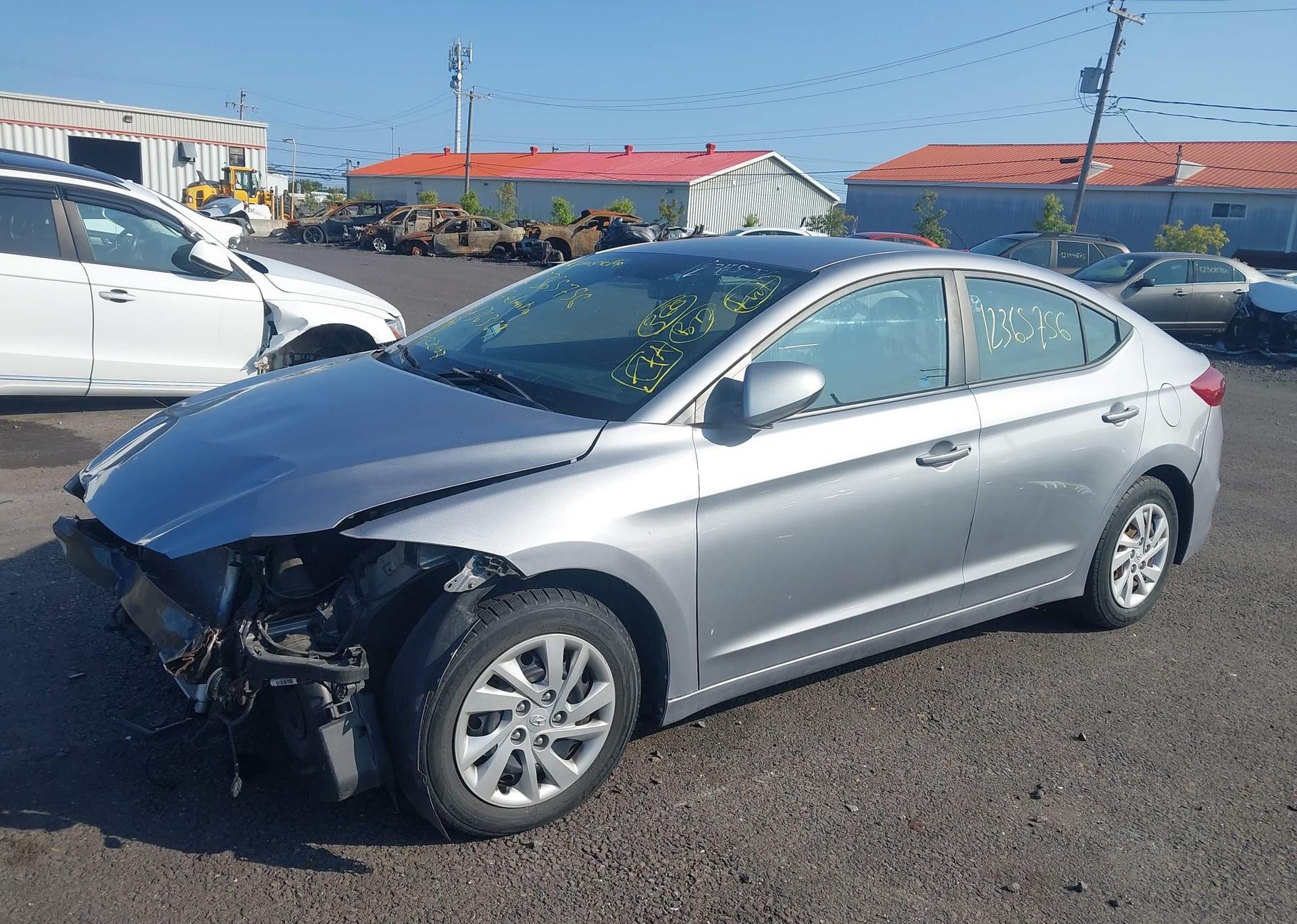 2017 HYUNDAI elantra se