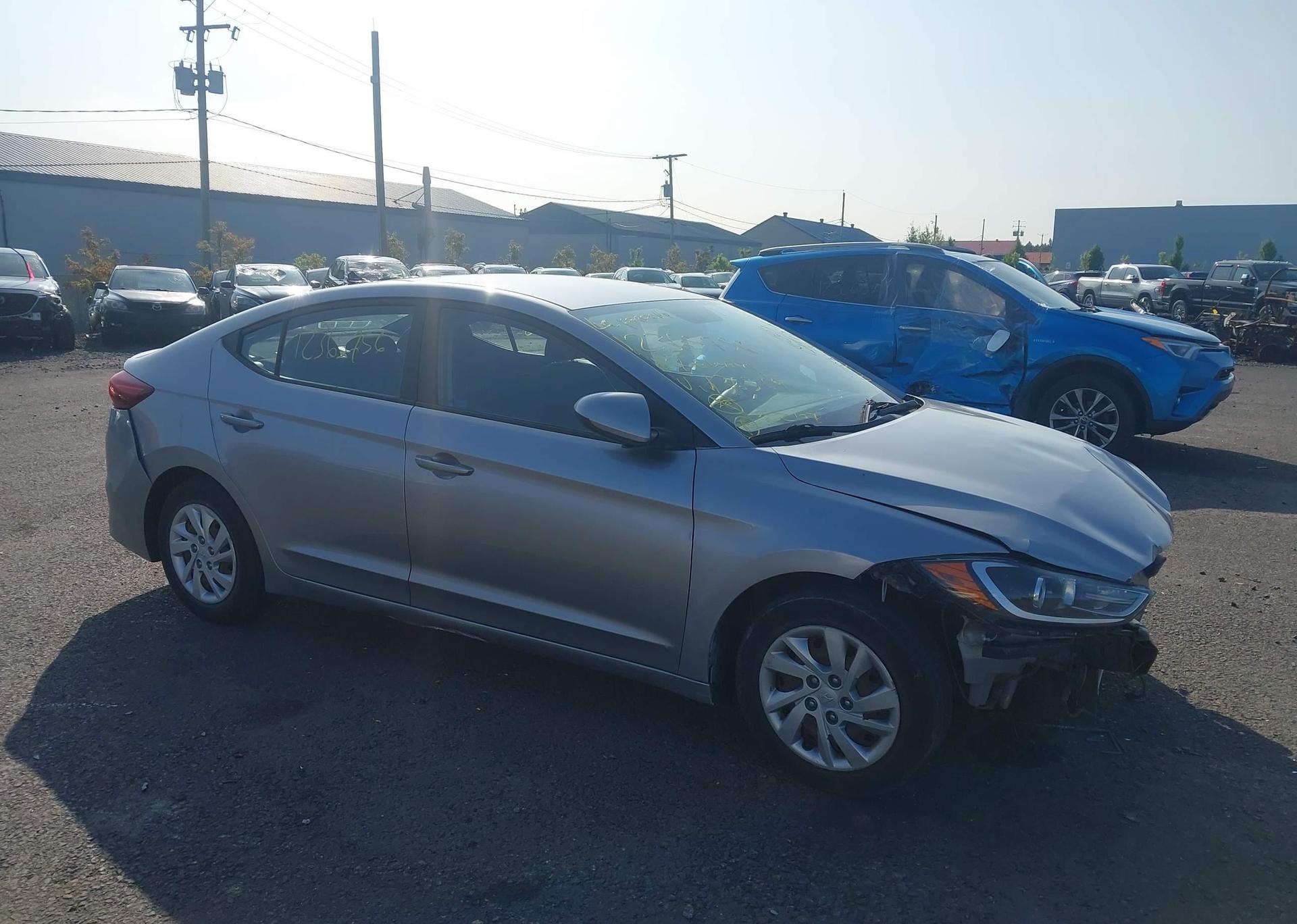2017 HYUNDAI elantra se