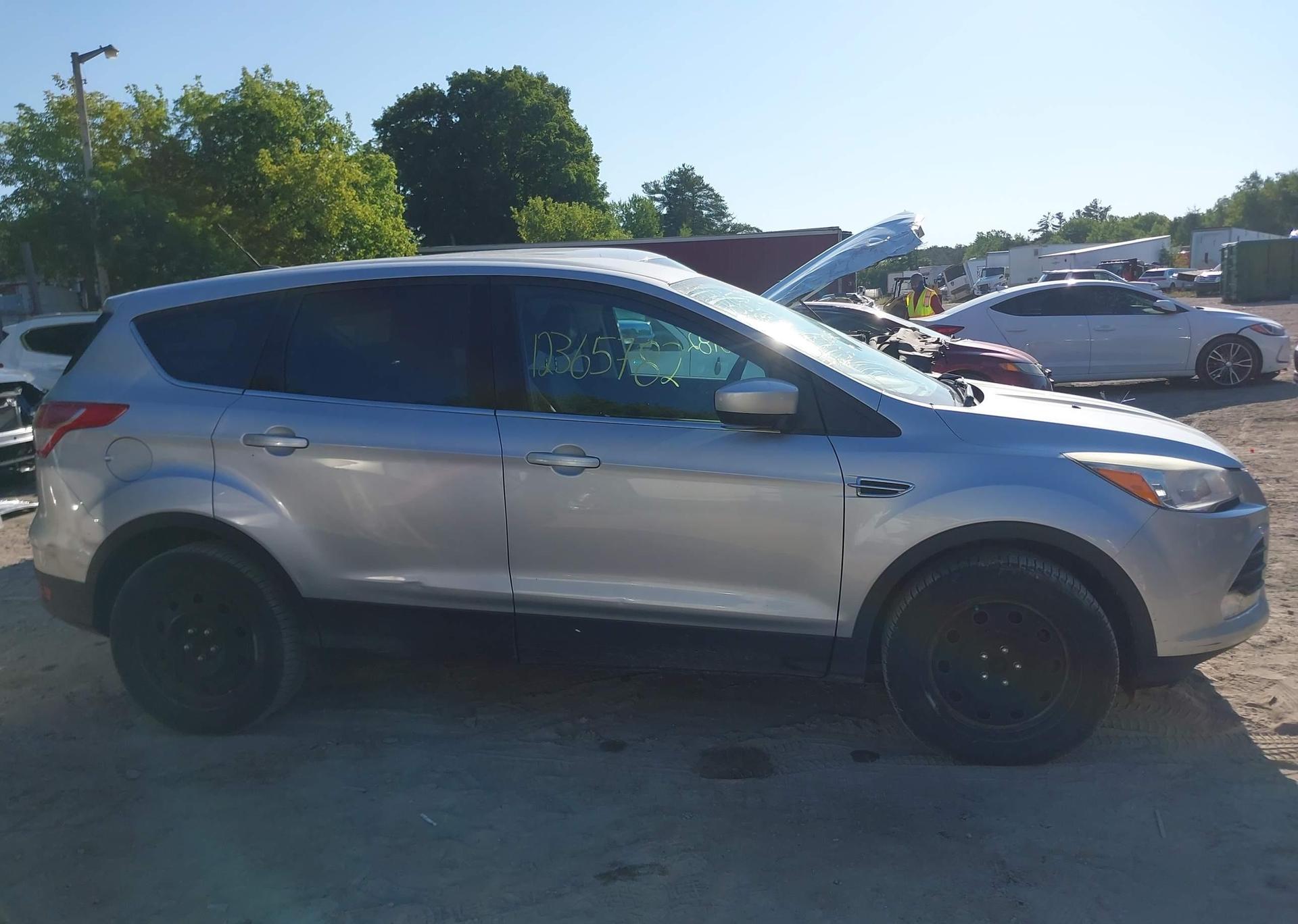 2013 FORD ESCAPE SE