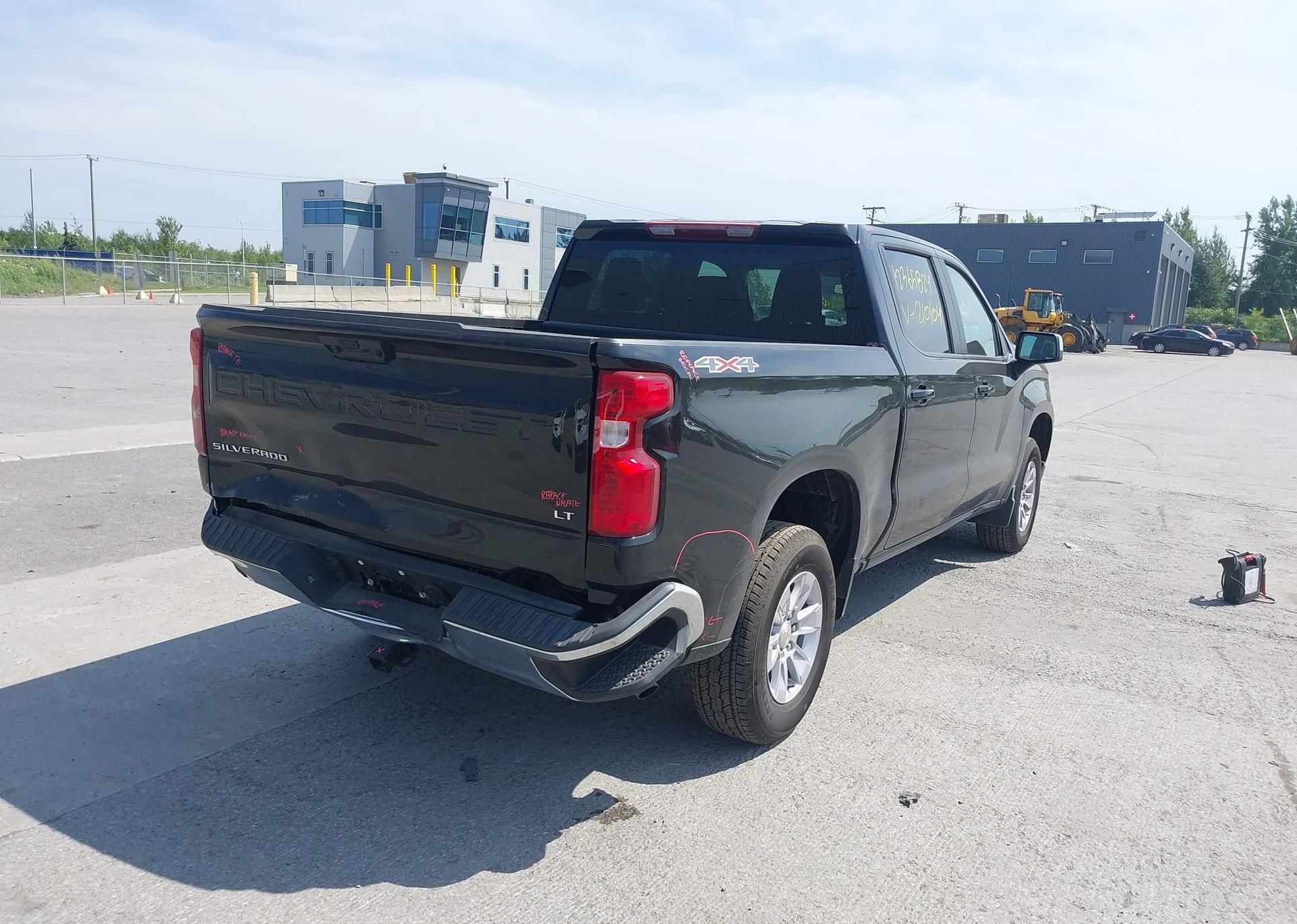 2025 CHEVROLET SILVERADO K1500 LT
