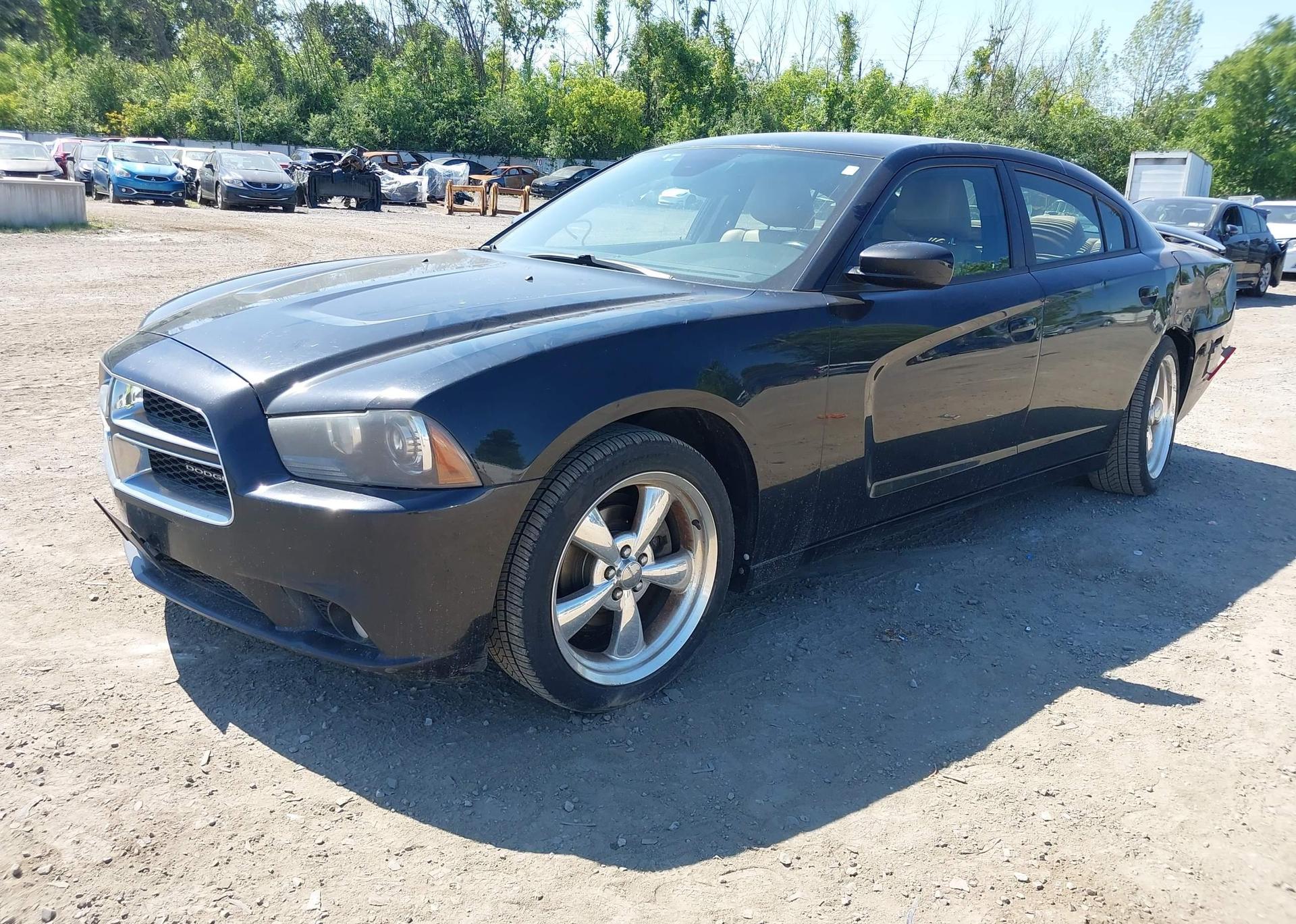 2013 DODGE CHARGER SXT