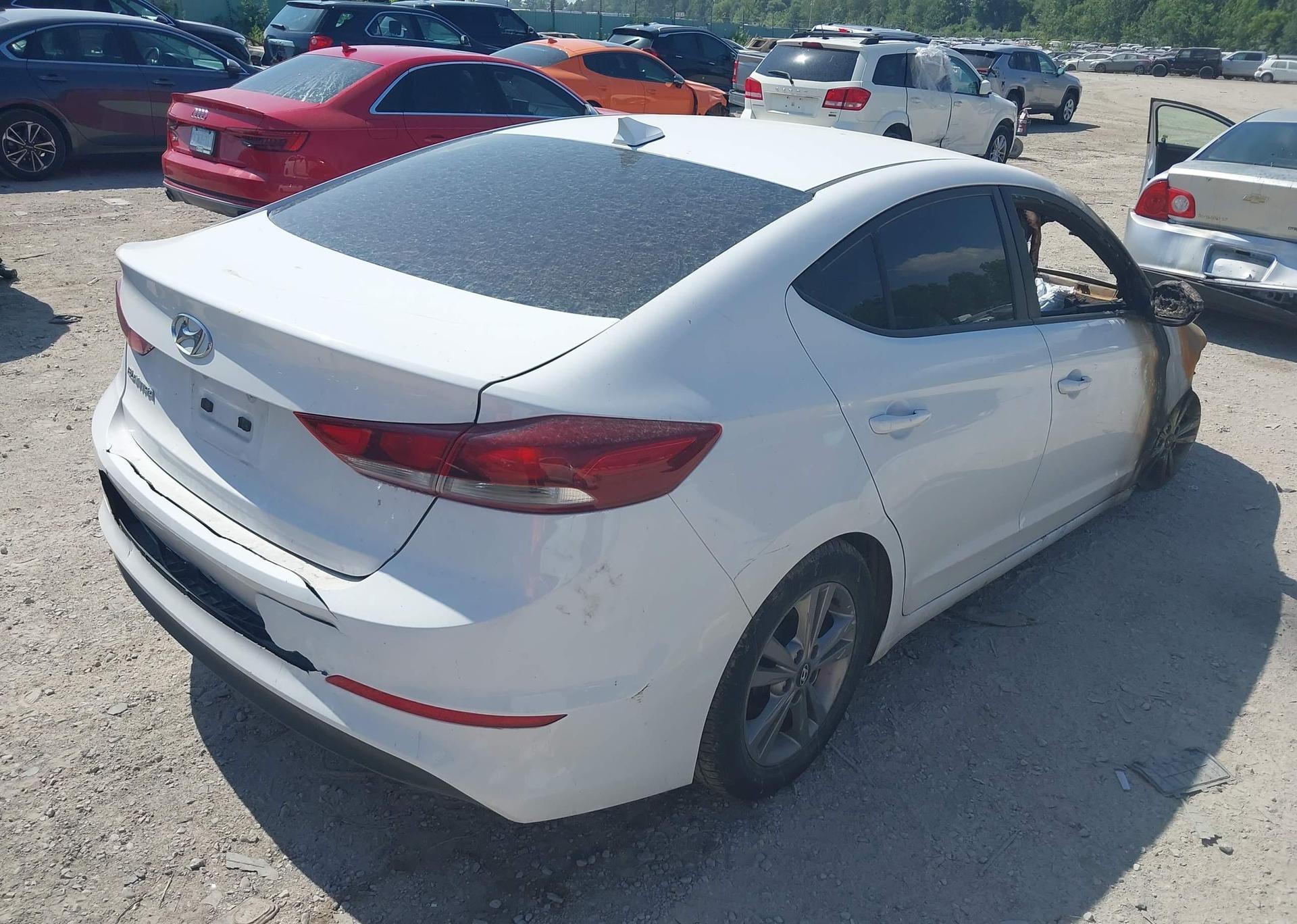 2017 HYUNDAI ELANTRA