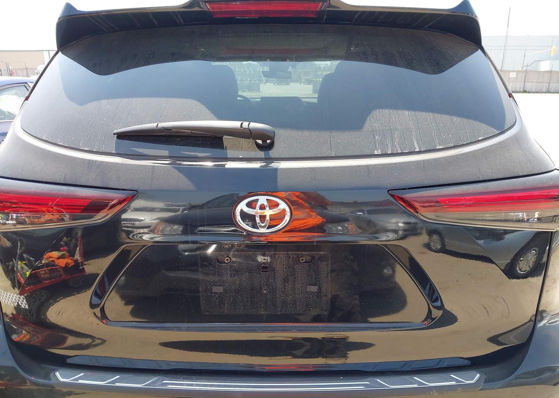 2024 TOYOTA HIGHLANDER
