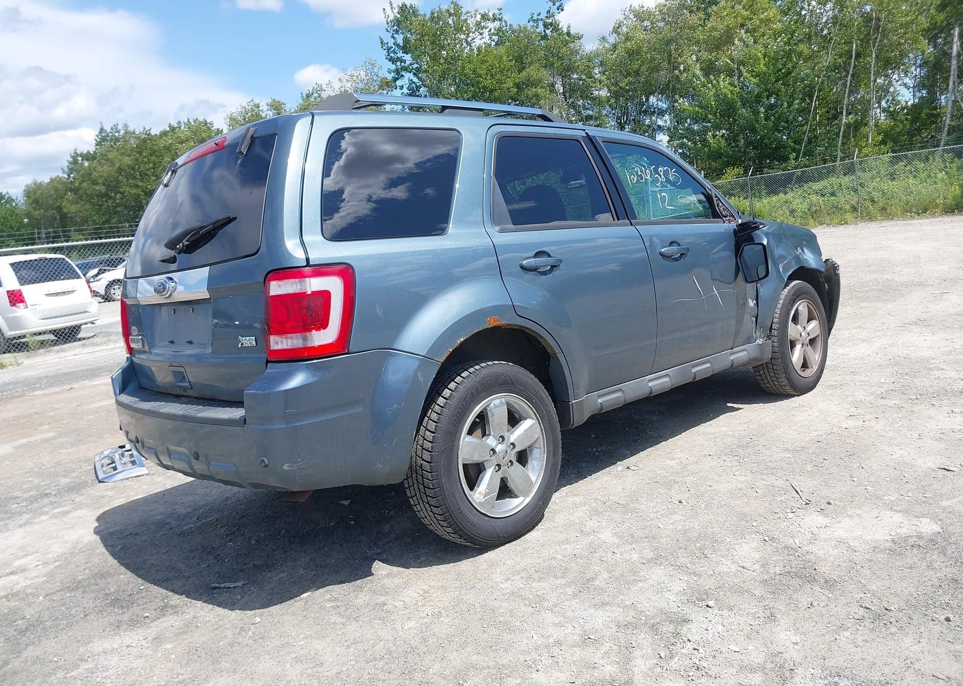 2012 FORD ESCAPE LIMITED
