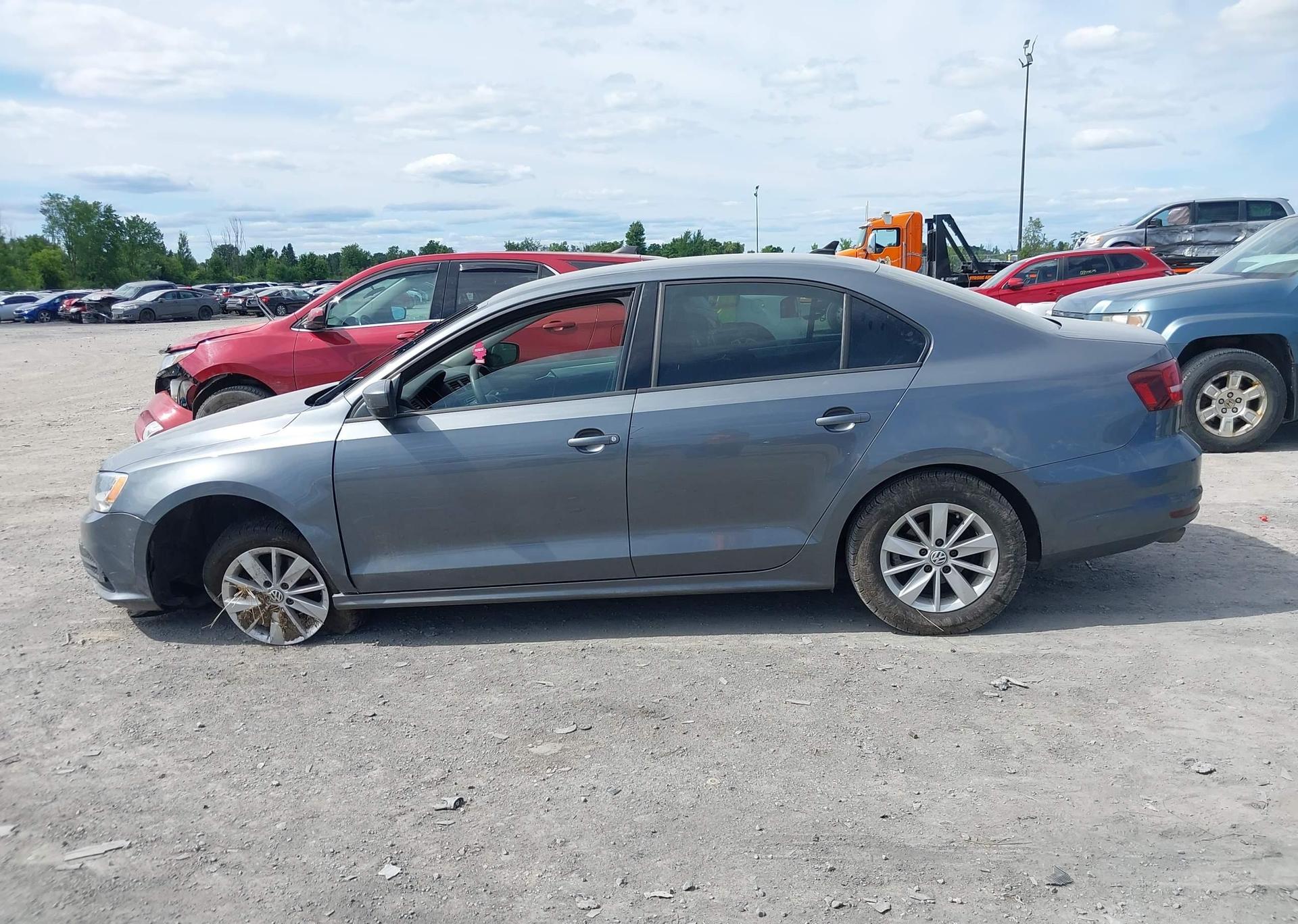 2017 VOLKSWAGEN JETTA