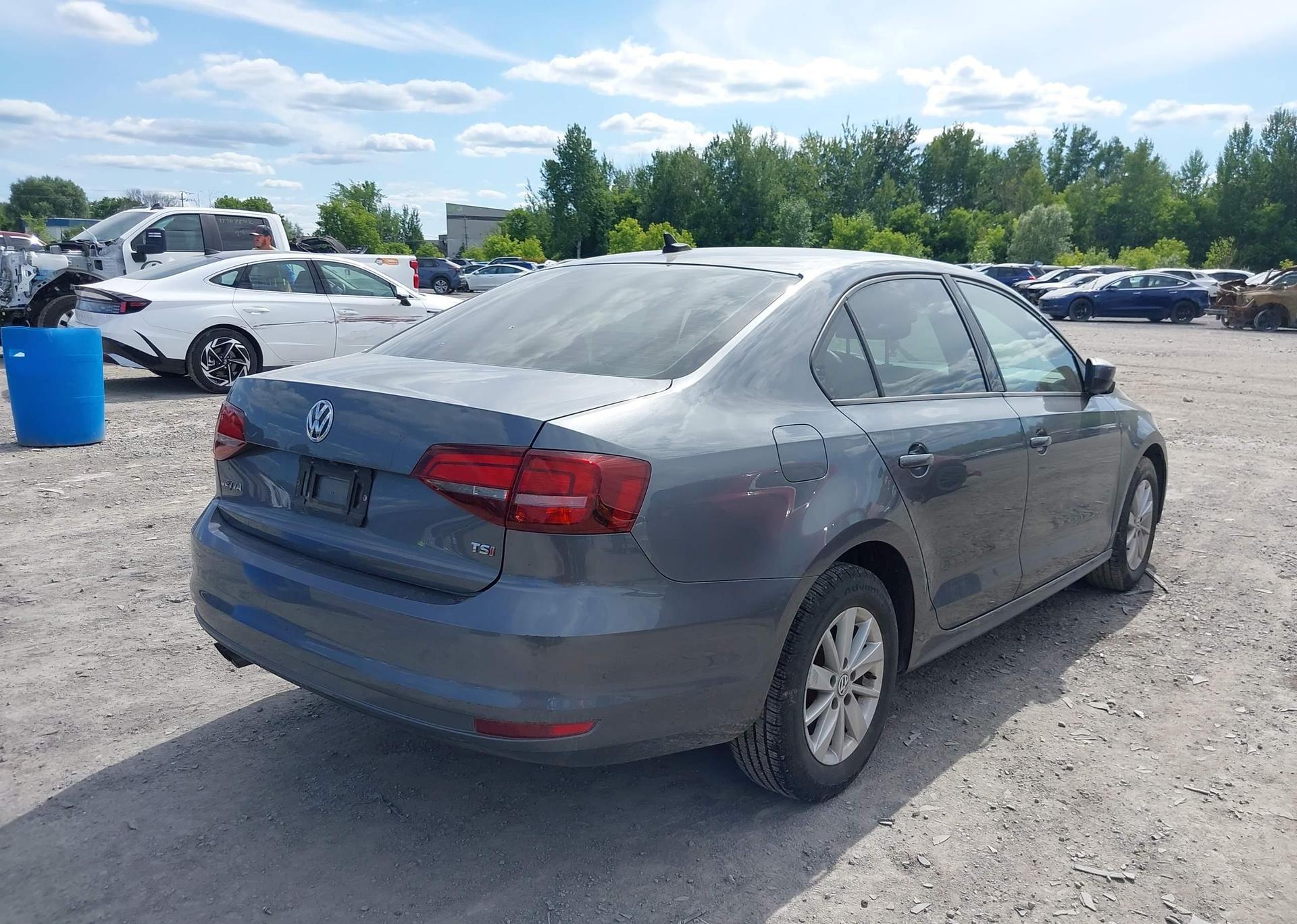 2017 VOLKSWAGEN JETTA