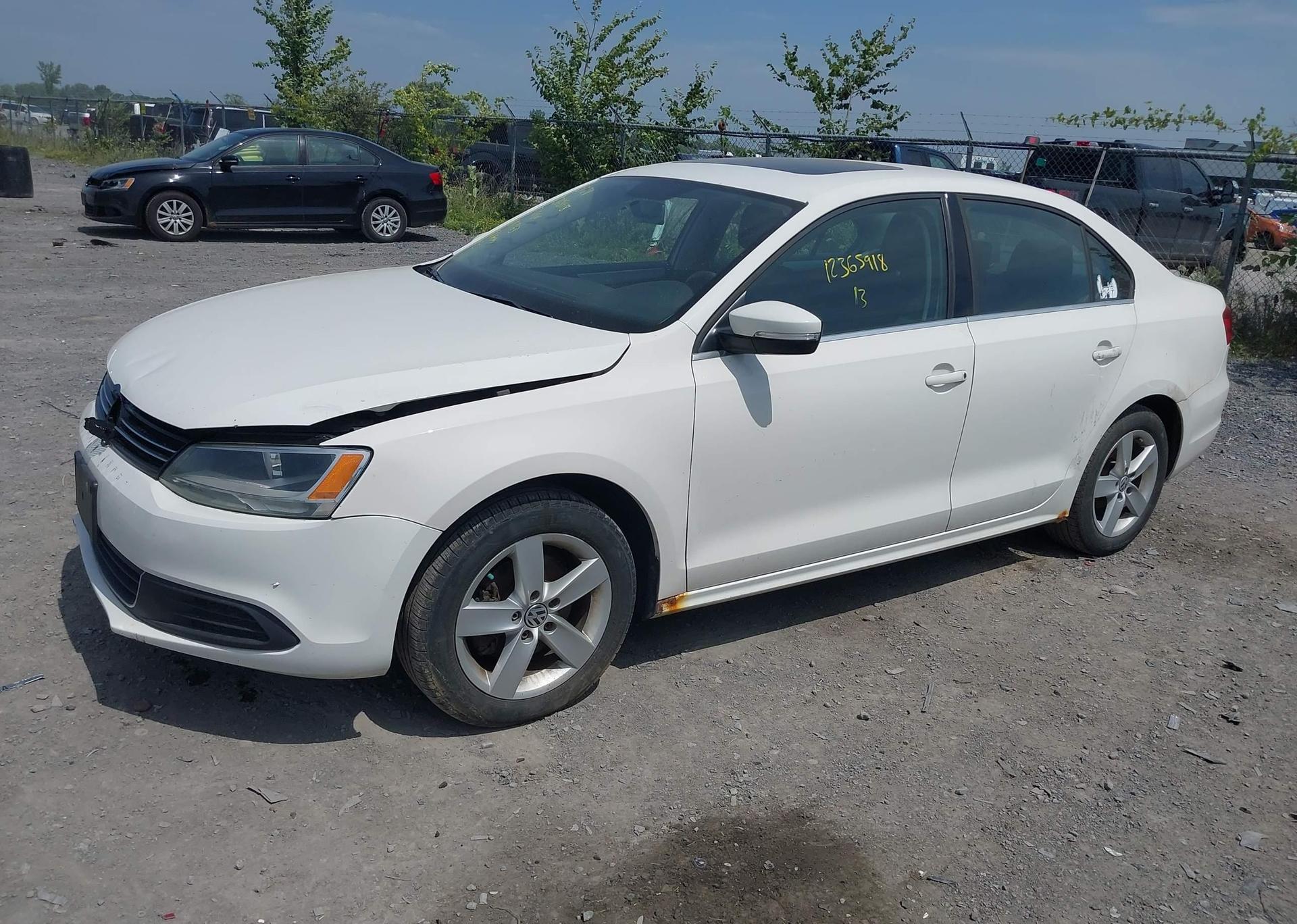 2013 VOLKSWAGEN JETTA