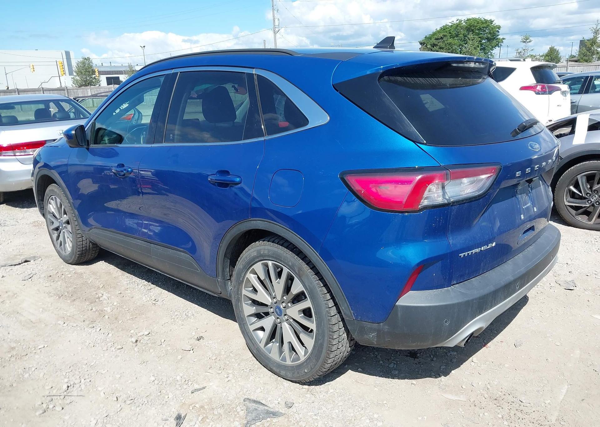 2022 FORD ESCAPE TITANIUM