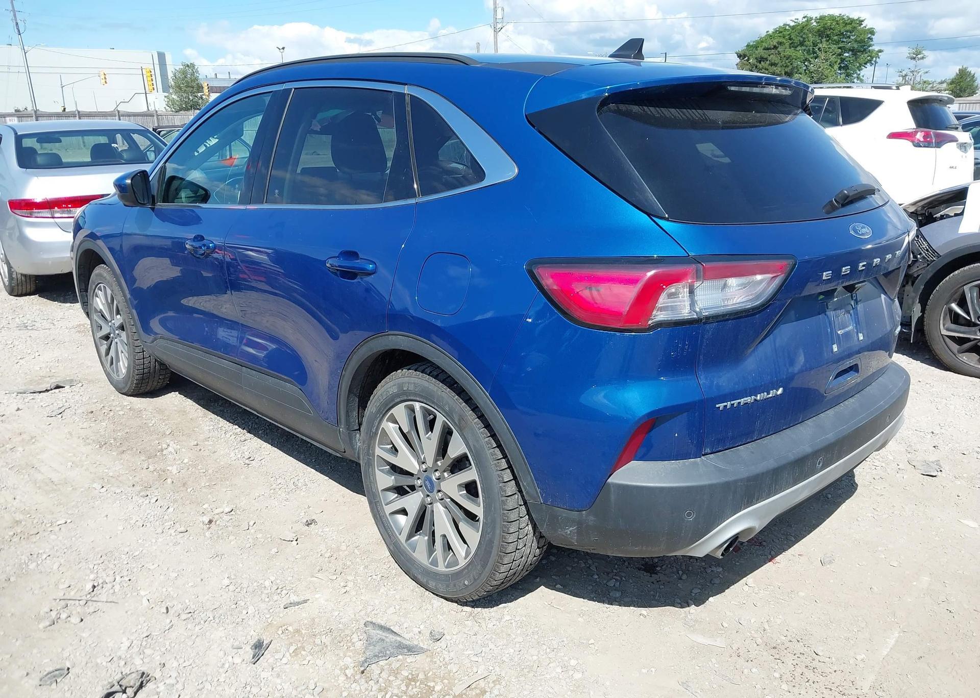 2022 FORD ESCAPE TITANIUM