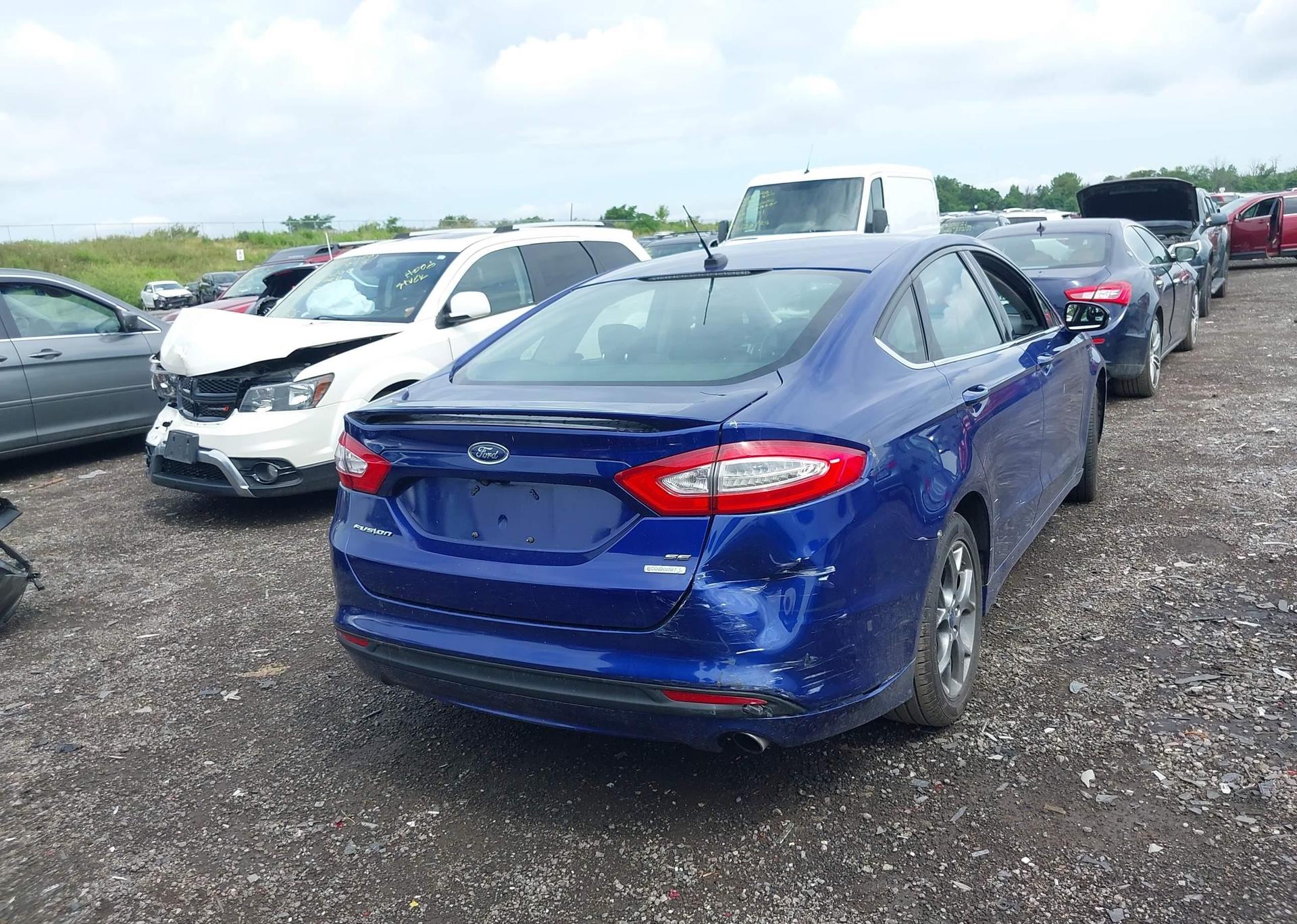 2013 FORD FUSION SE