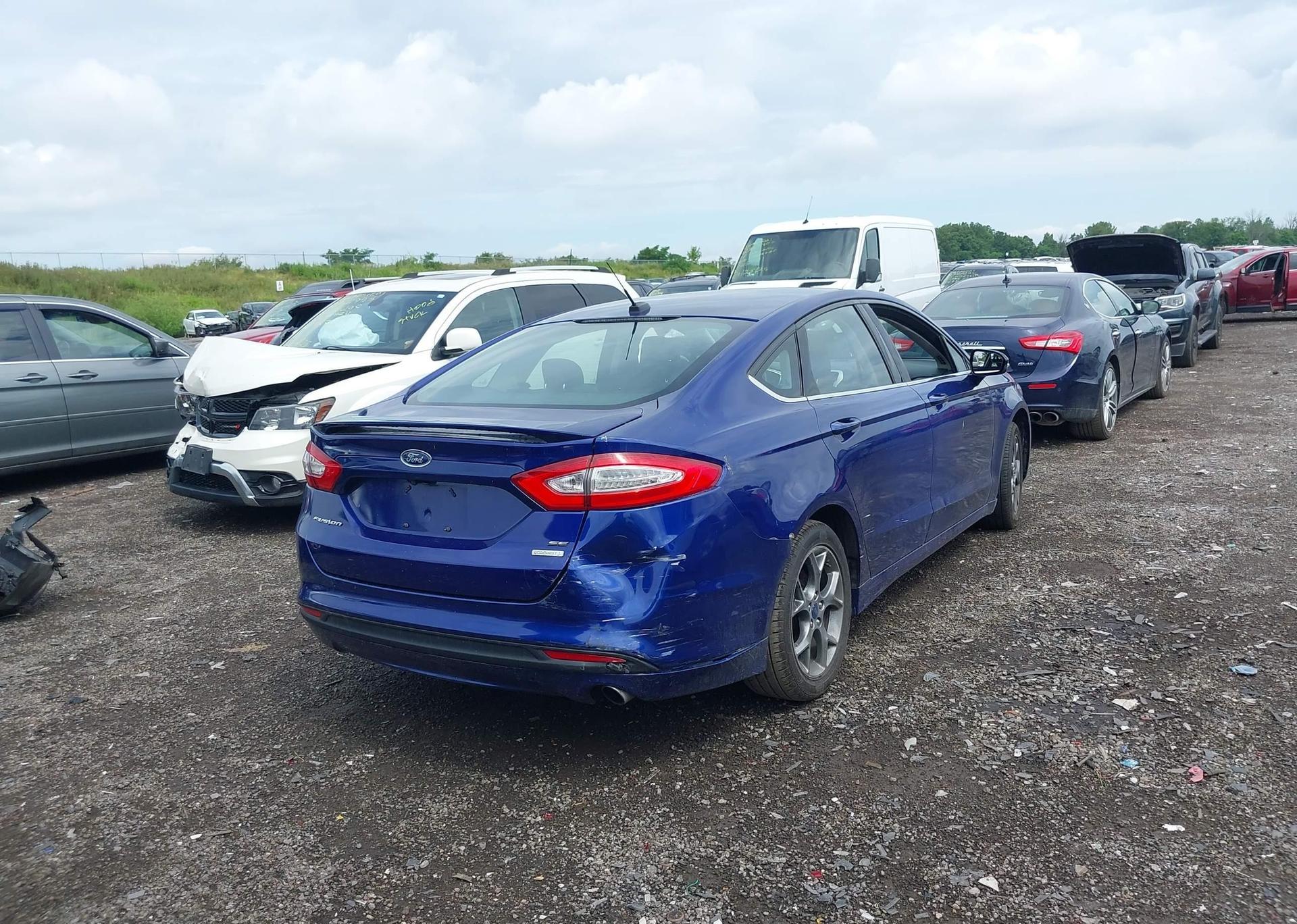 2013 FORD FUSION SE