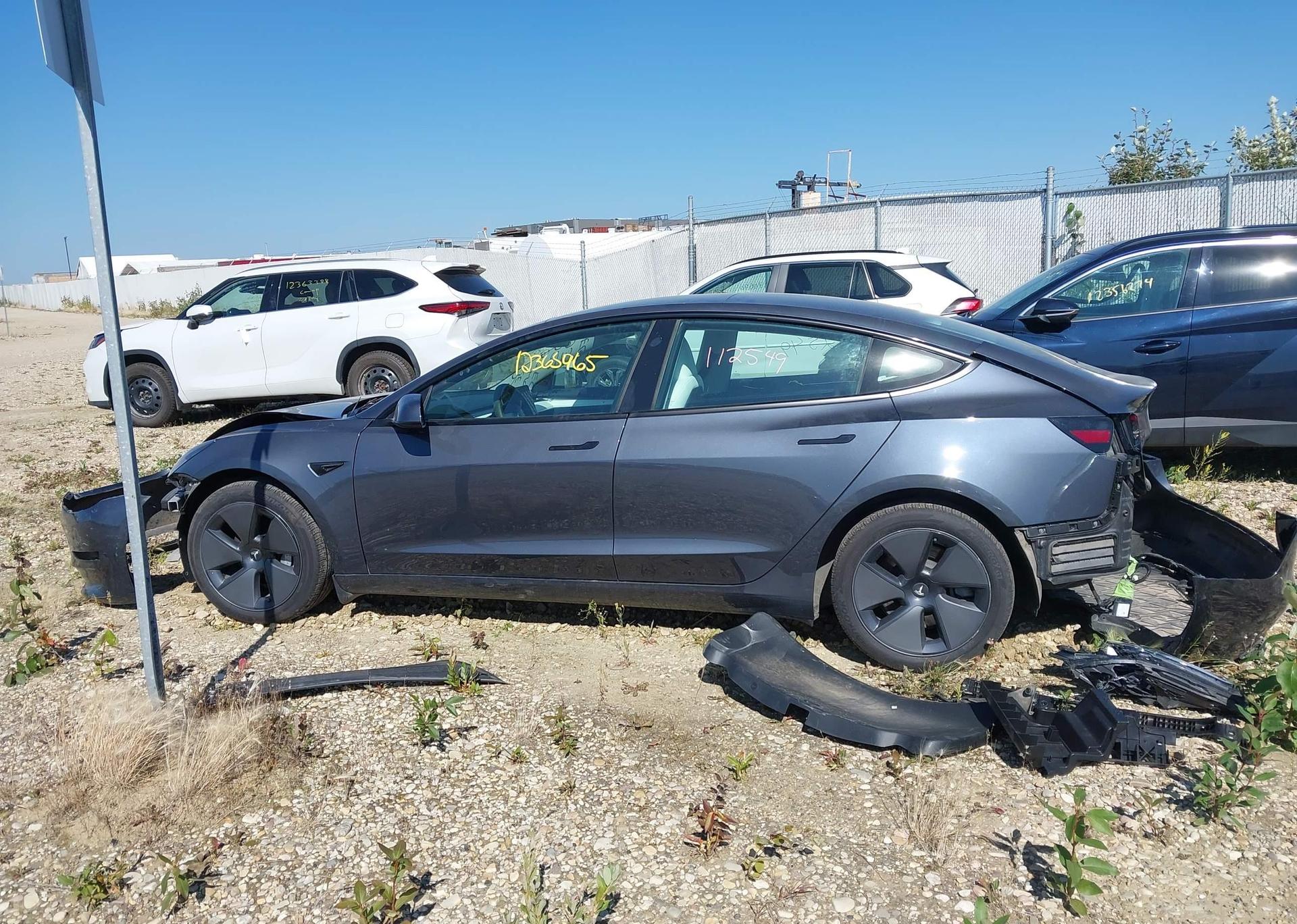 2023 TESLA MODEL 3