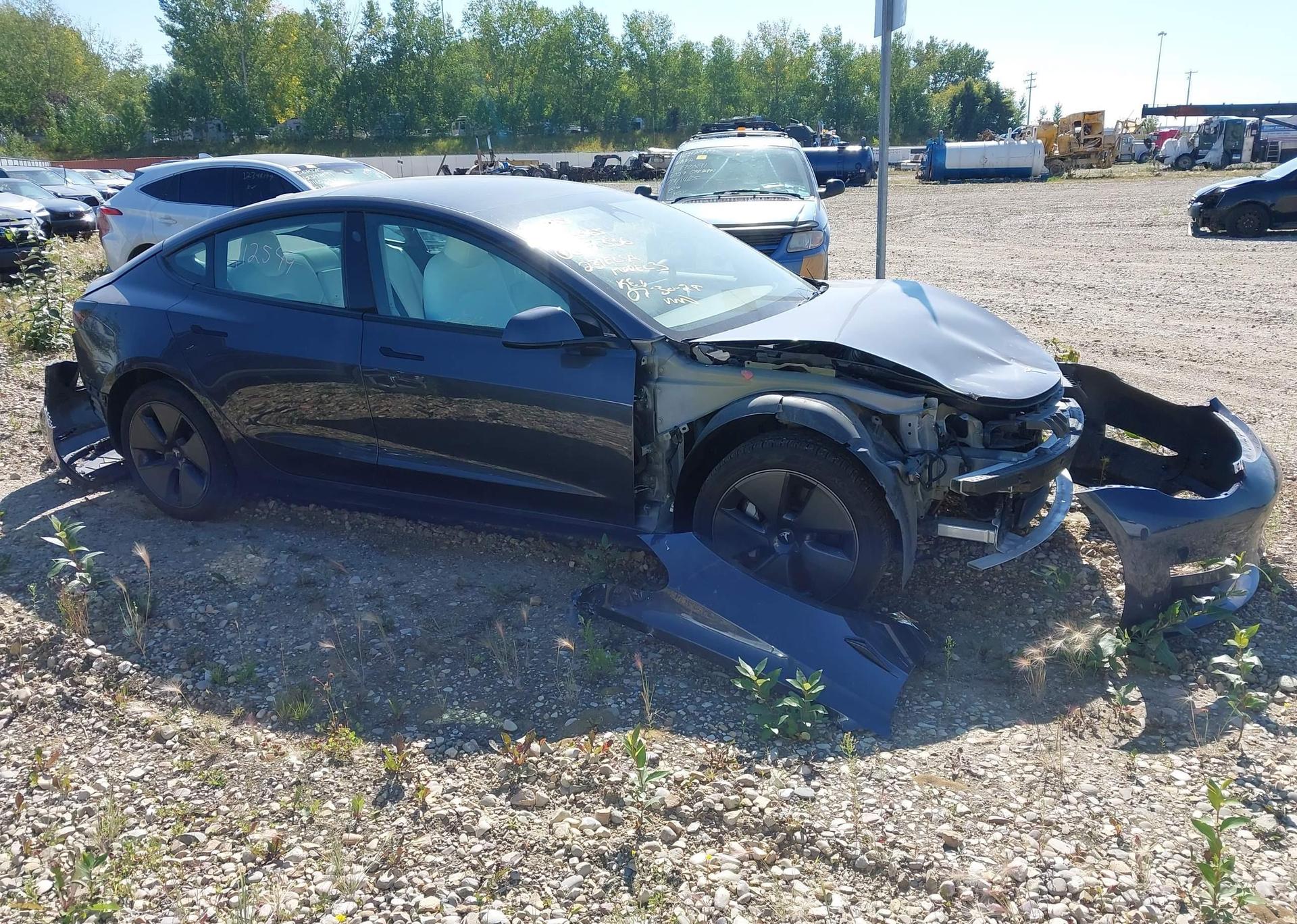 2023 TESLA MODEL 3