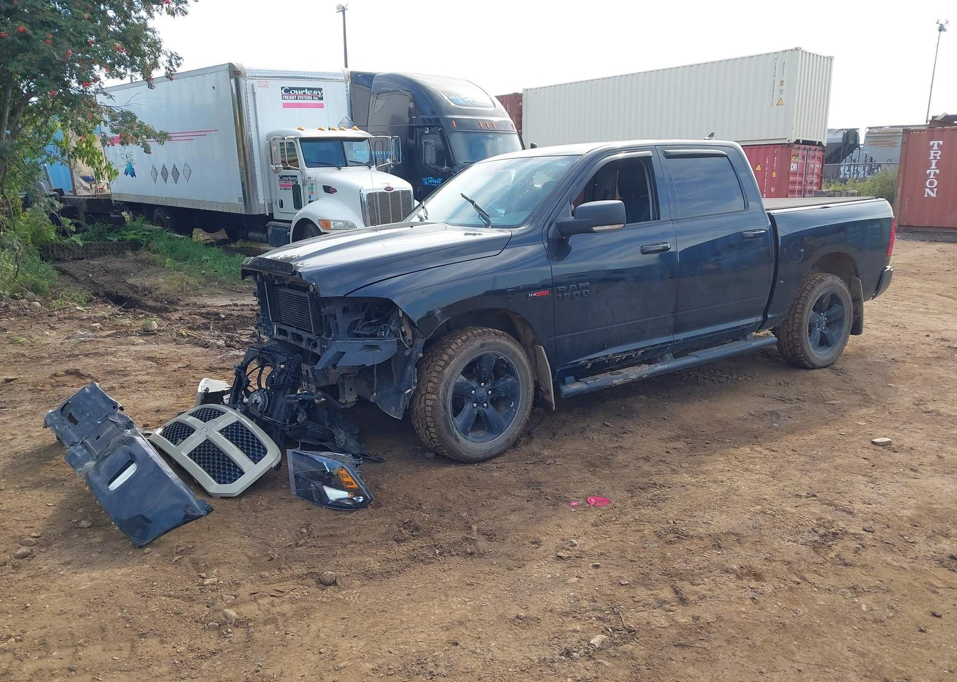 2018 RAM 1500 SLT