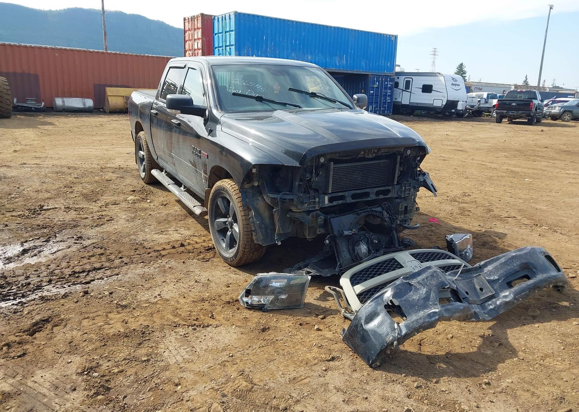 2018 RAM 1500 SLT