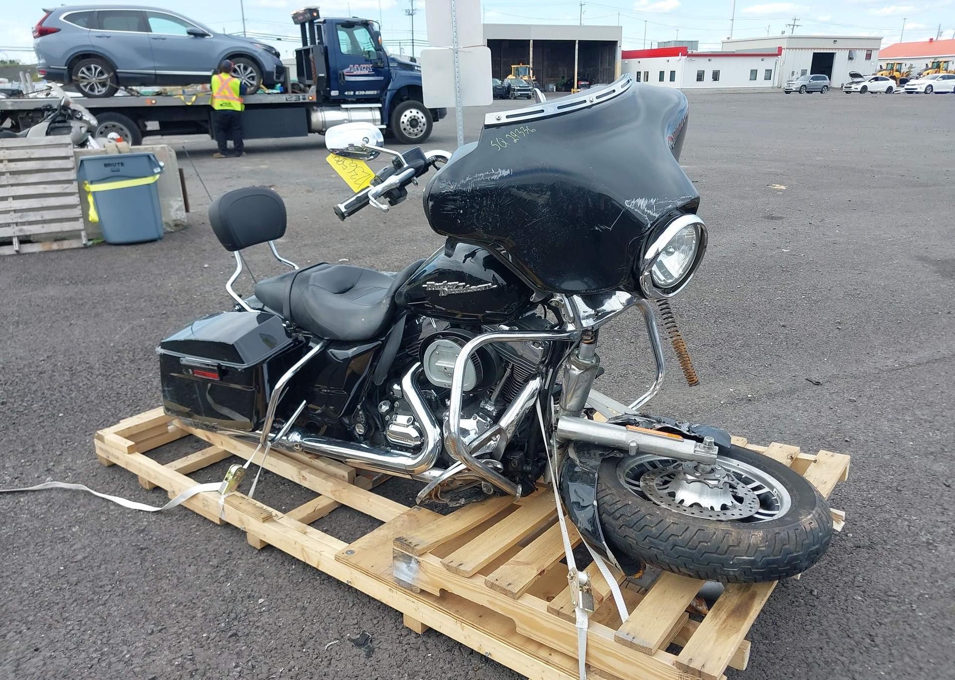 2009 HARLEY-DAVIDSON FLHX
