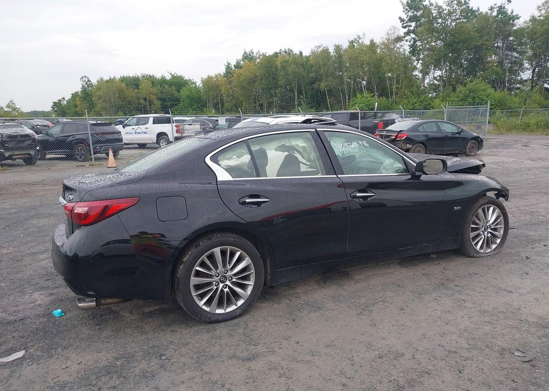 2018 INFINITI Q50 LUXE