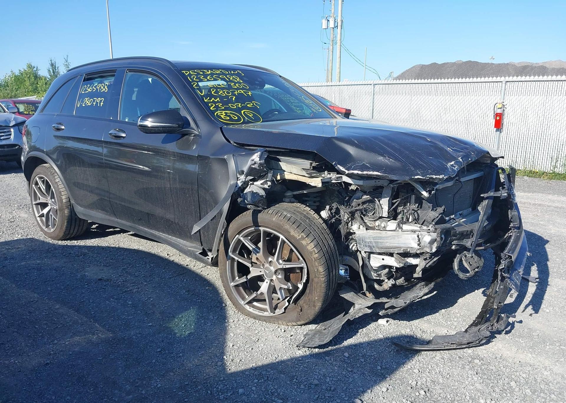 2021 MERCEDES-BENZ GLC 300 4MATIC