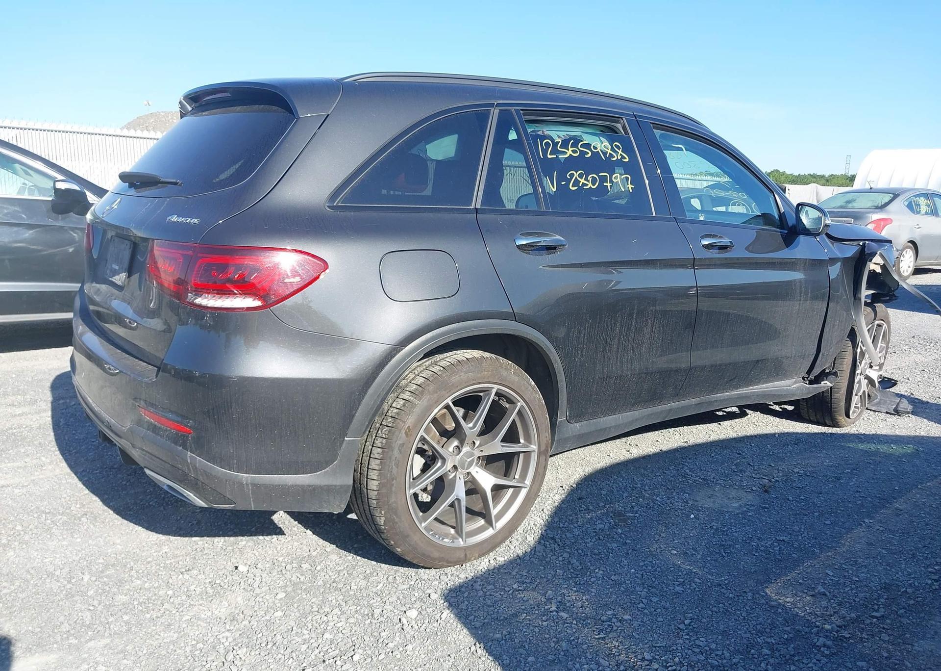 2021 MERCEDES-BENZ GLC 300 4MATIC