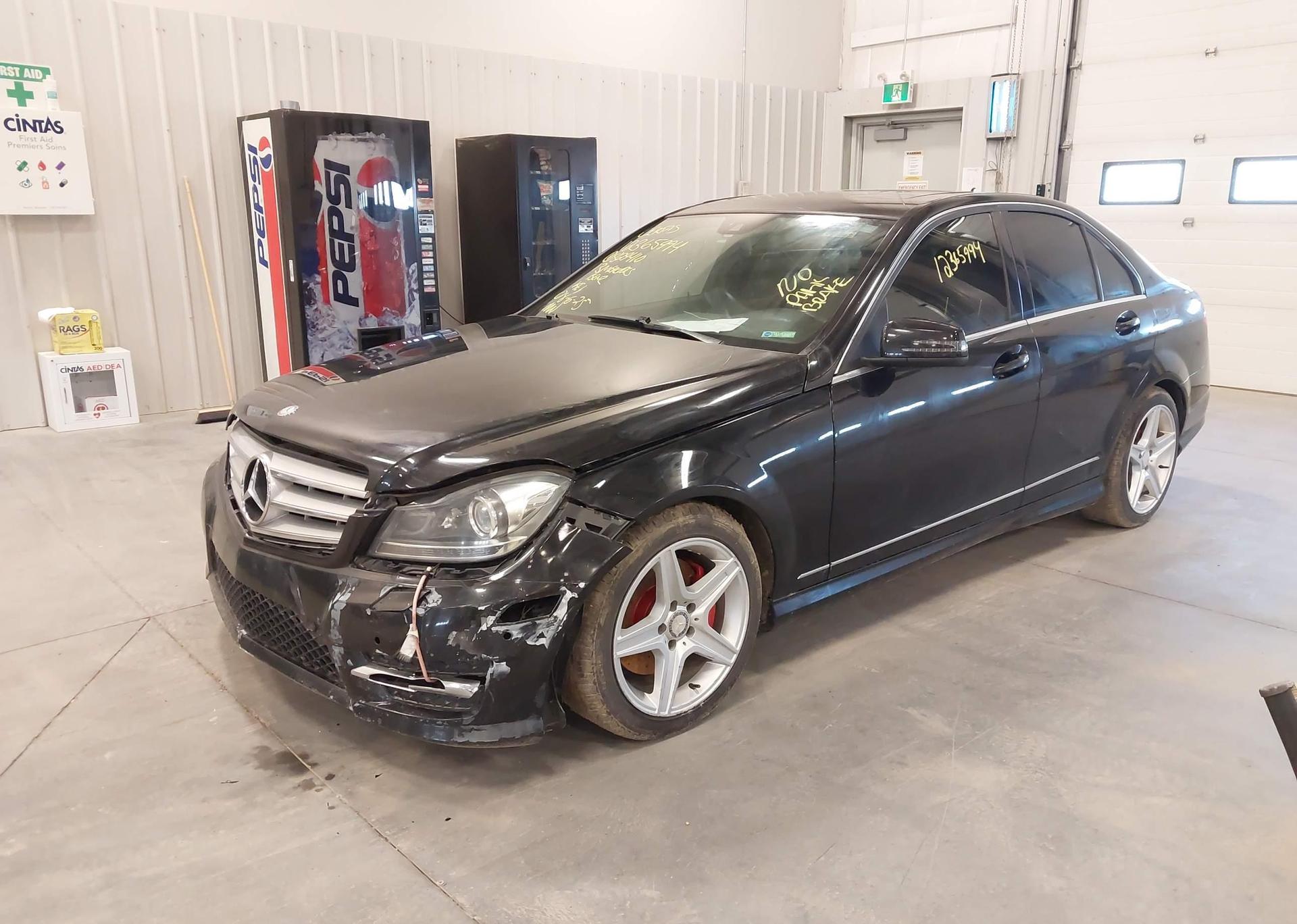 2013 MERCEDES-BENZ C 300 4MATIC