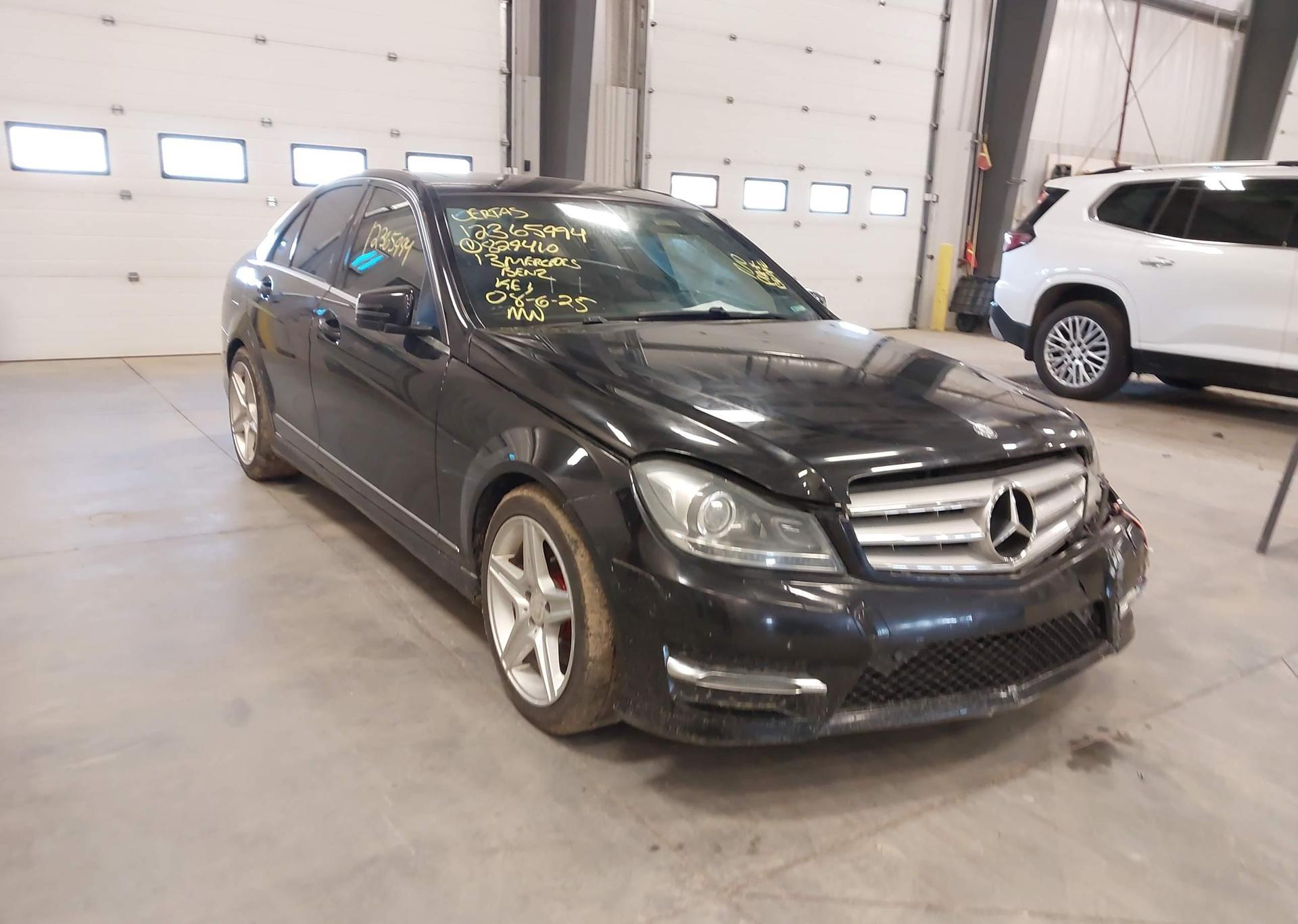2013 MERCEDES-BENZ C 300 4MATIC