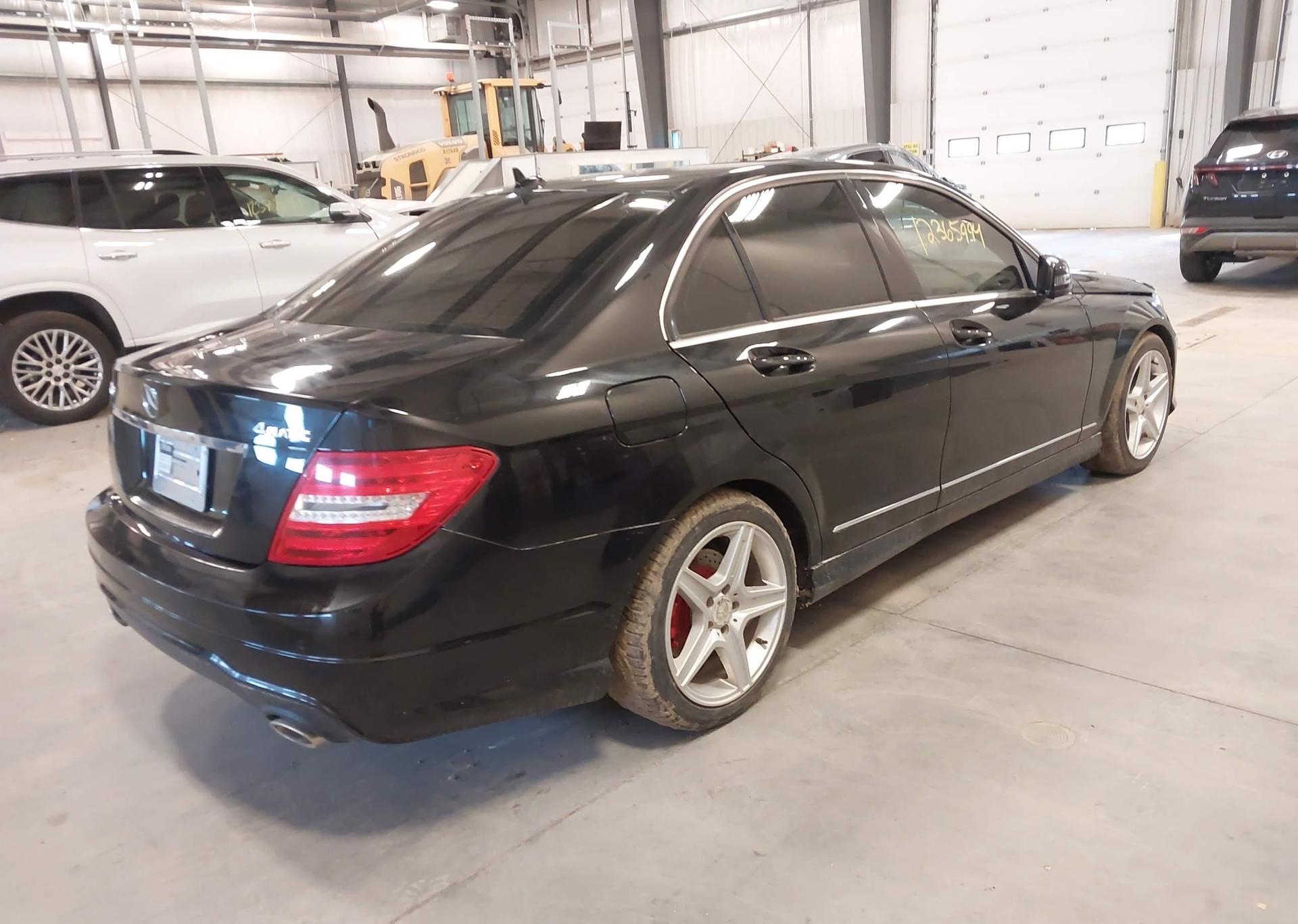 2013 MERCEDES-BENZ C 300 4MATIC