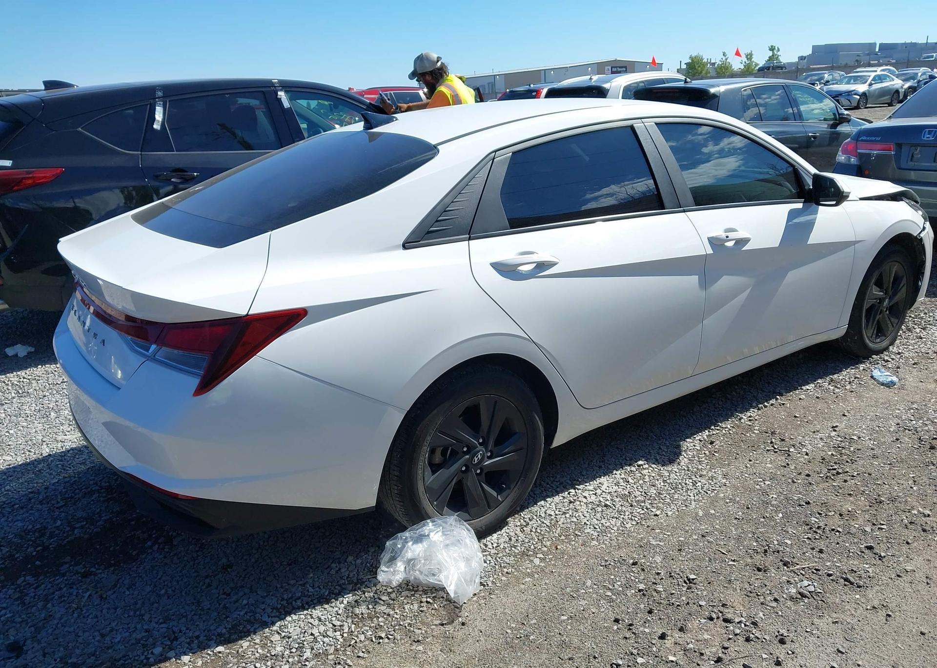 2023 HYUNDAI ELANTRA SEL