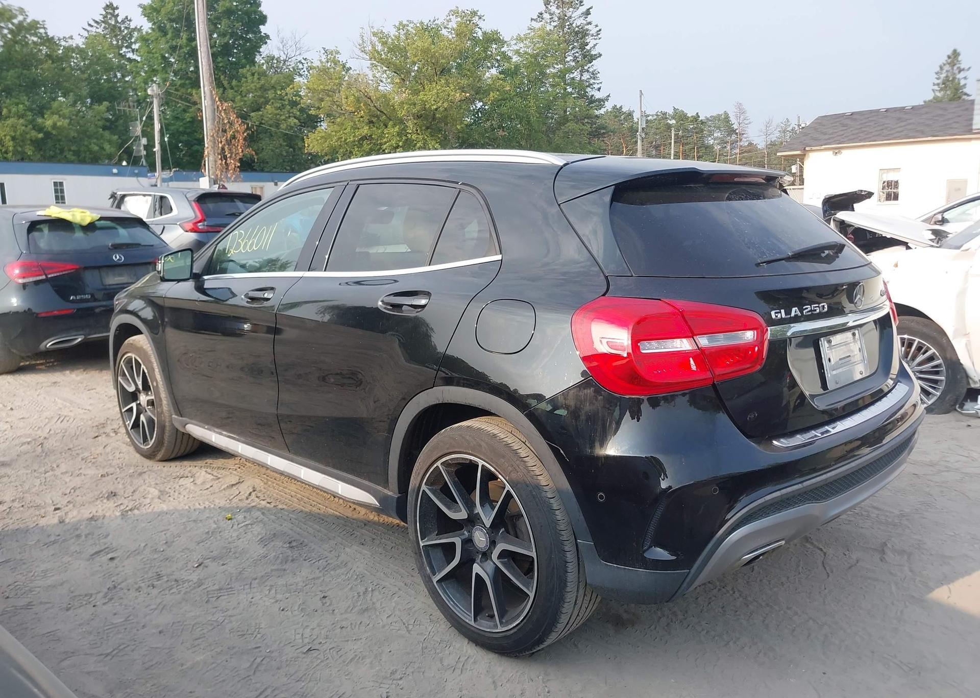2015 MERCEDES-BENZ GLA 250 4MATIC