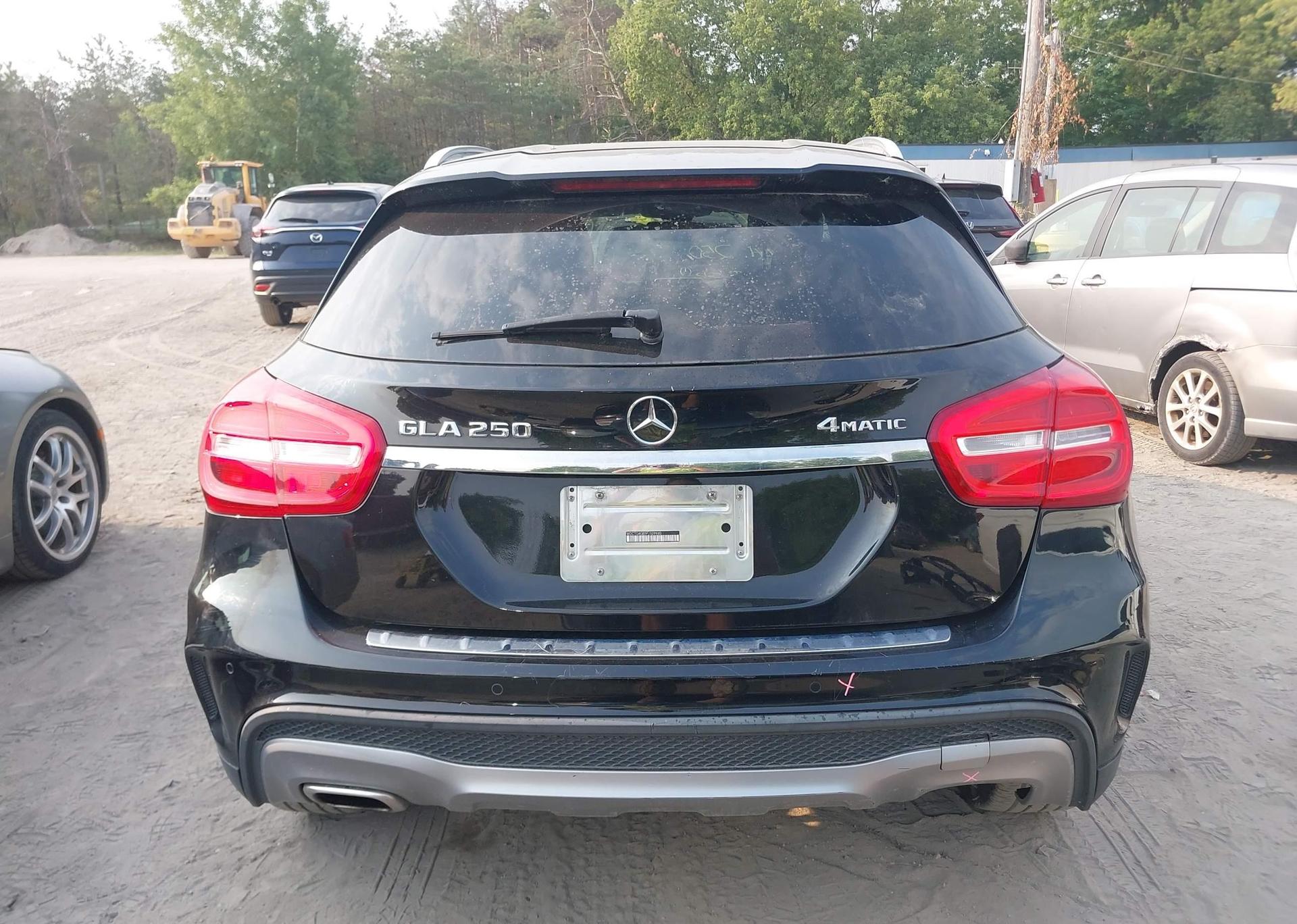 2015 MERCEDES-BENZ GLA 250 4MATIC