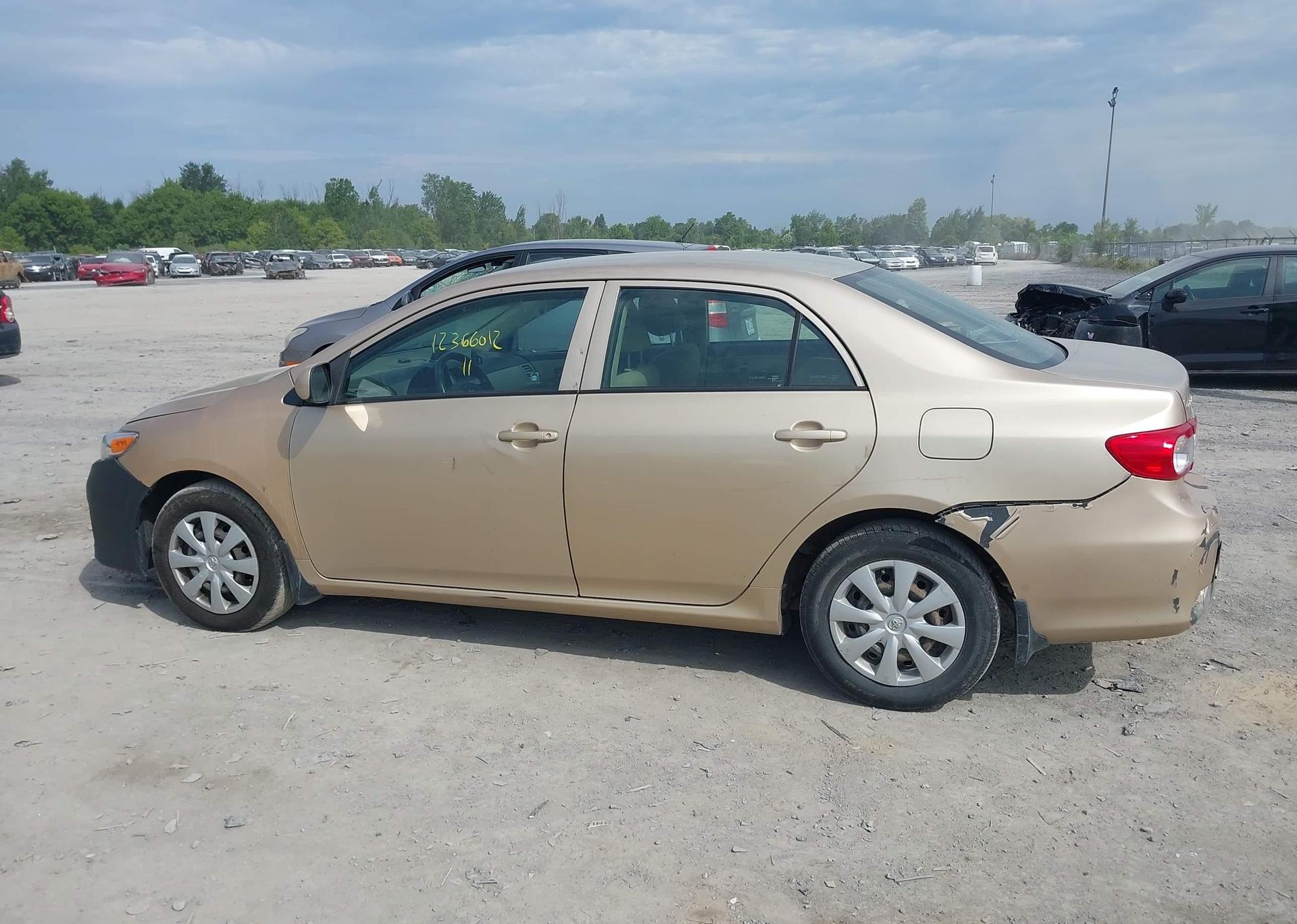 2011 TOYOTA COROLLA S
