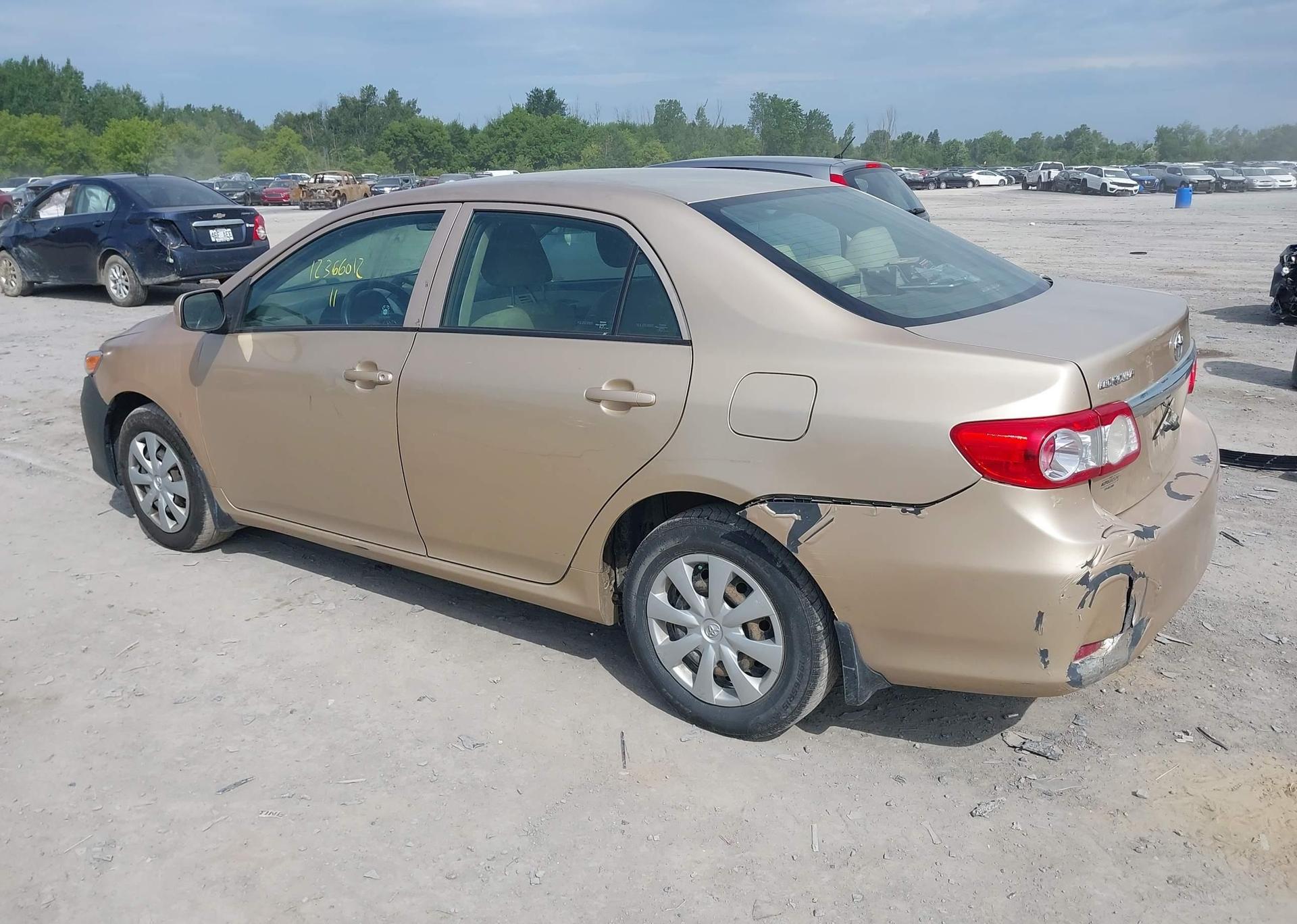 2011 TOYOTA COROLLA S