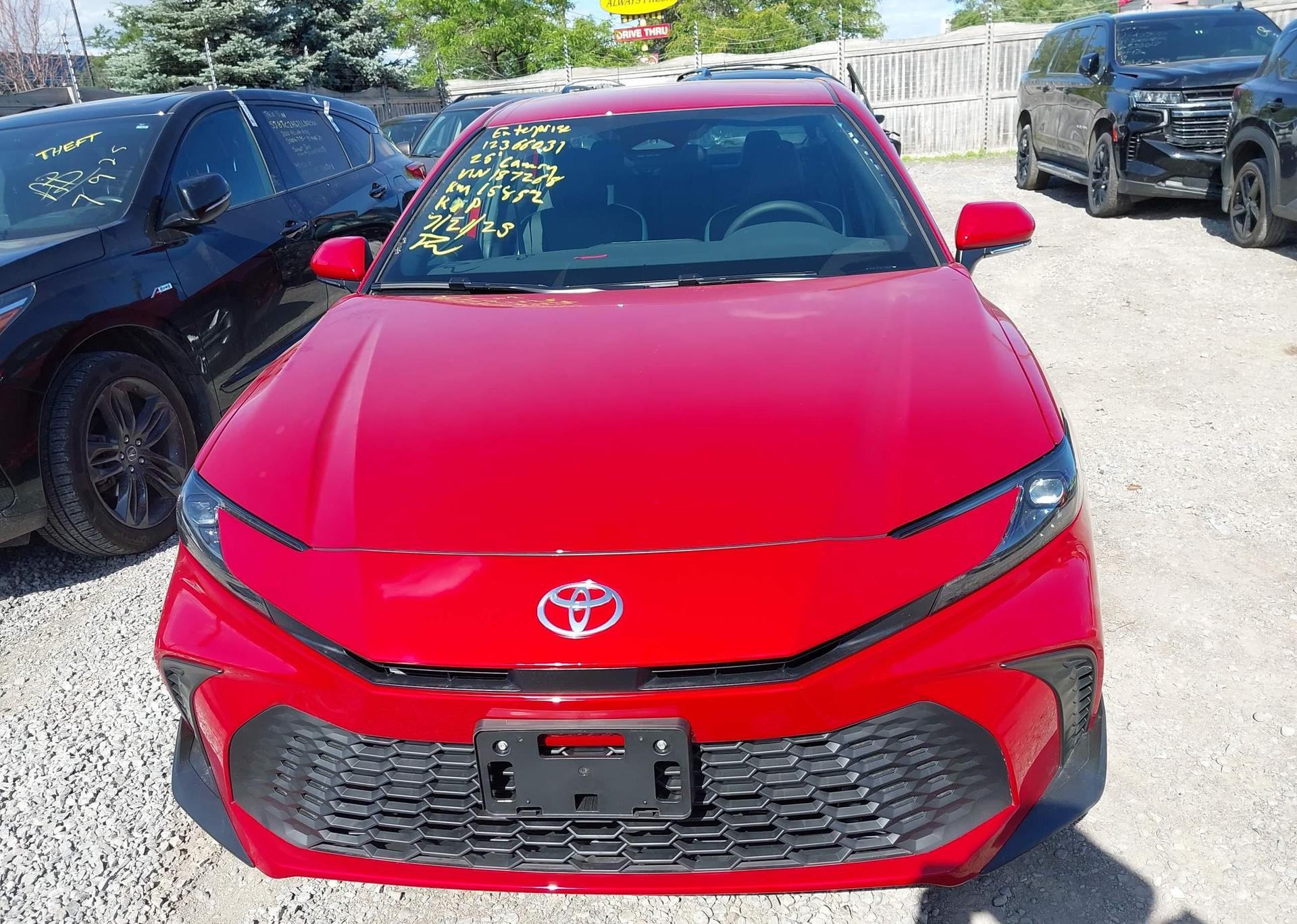 2025 TOYOTA CAMRY XSE