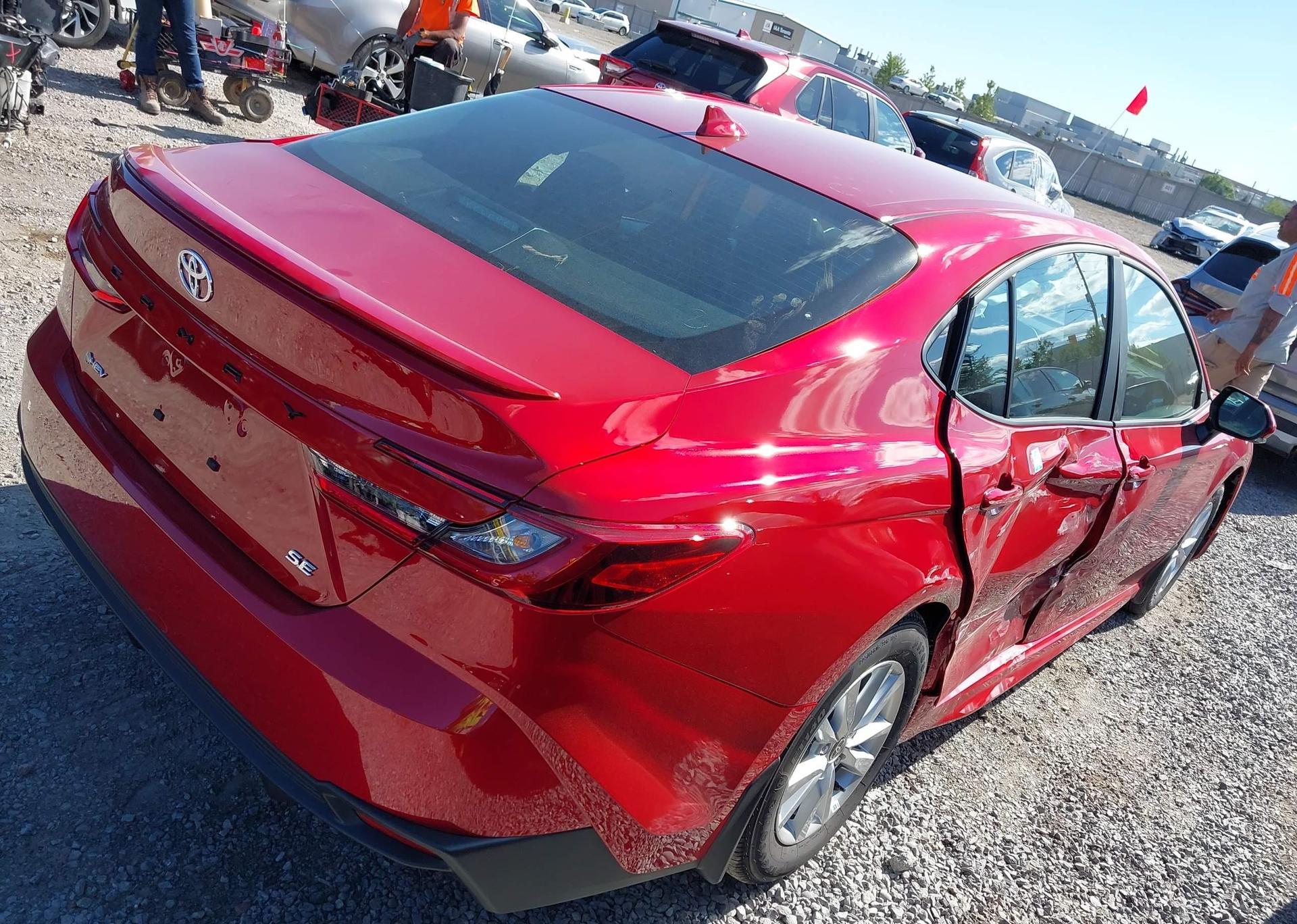 2025 TOYOTA CAMRY XSE