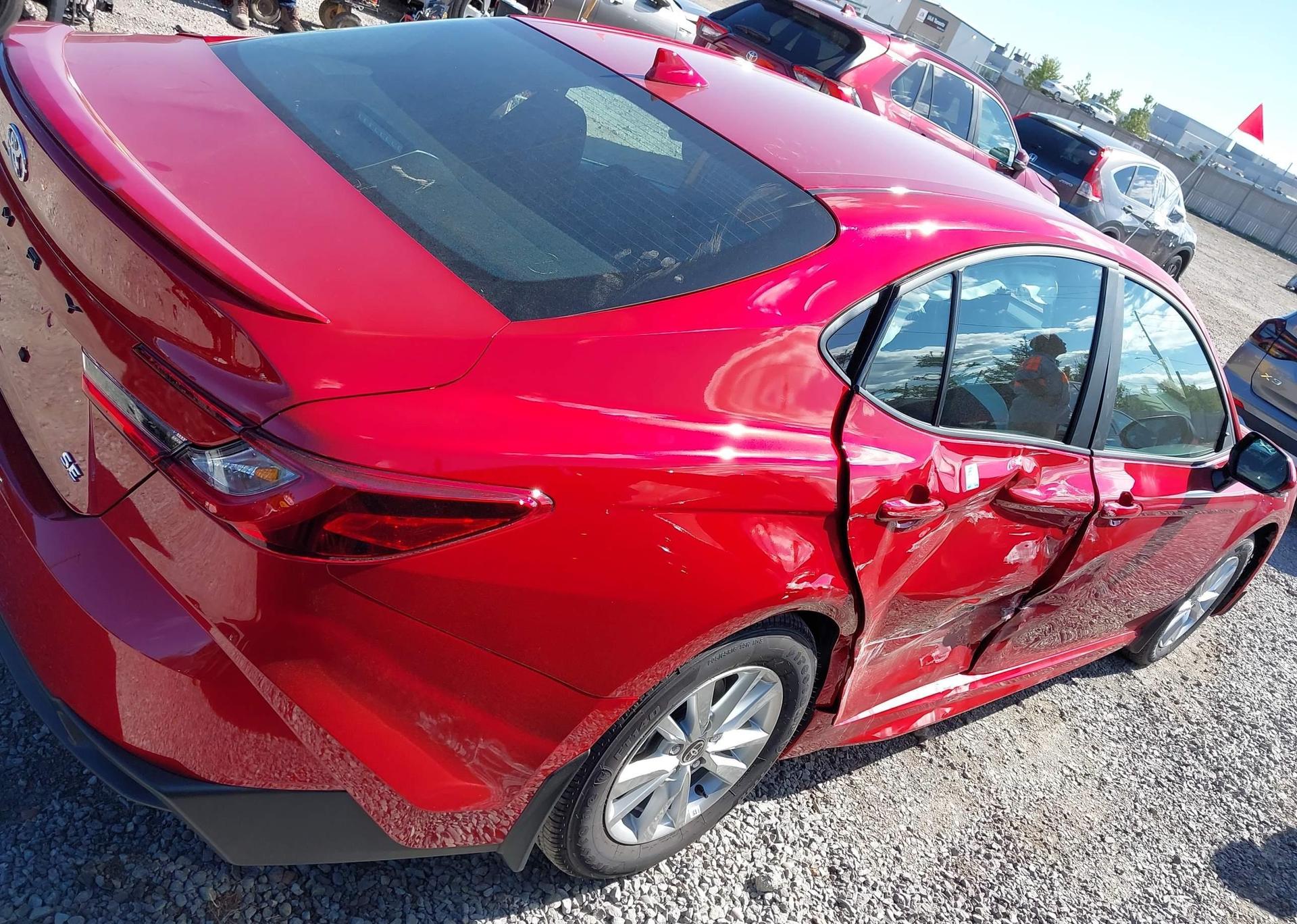 2025 TOYOTA CAMRY XSE